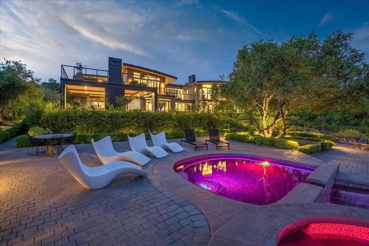 Saratoga, California, 95070, United States, 6 Bedrooms Bedrooms, ,11 BathroomsBathrooms,Residential,For Sale,1971416