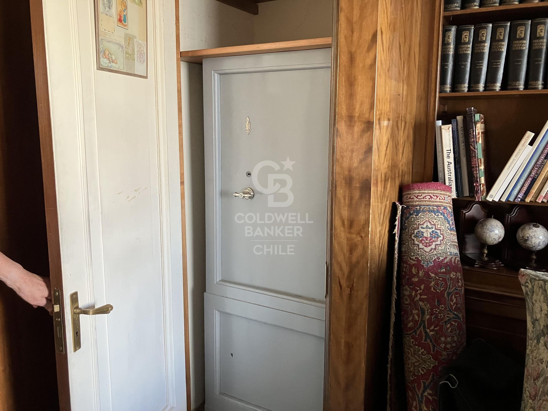 Las Condes, Chile, 4 Bedrooms Bedrooms, ,4 BathroomsBathrooms,Residential,For Sale,1709659