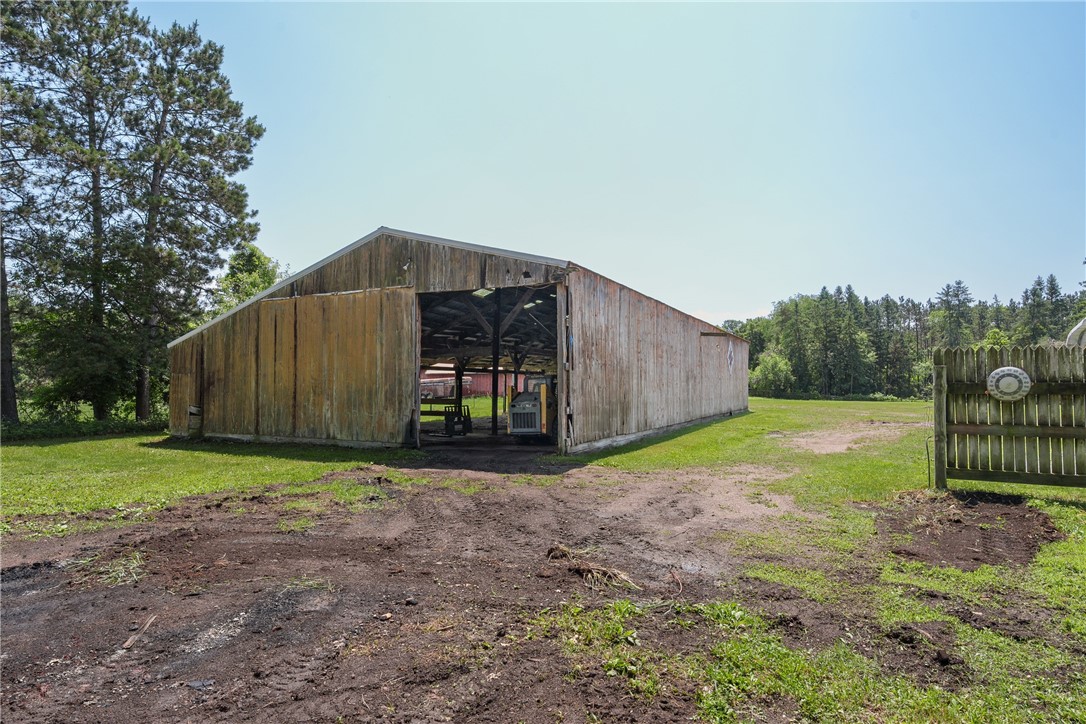 Cadott, Wisconsin, 54727, United States, 4 Bedrooms Bedrooms, ,3 BathroomsBathrooms,Residential,For Sale,1990945