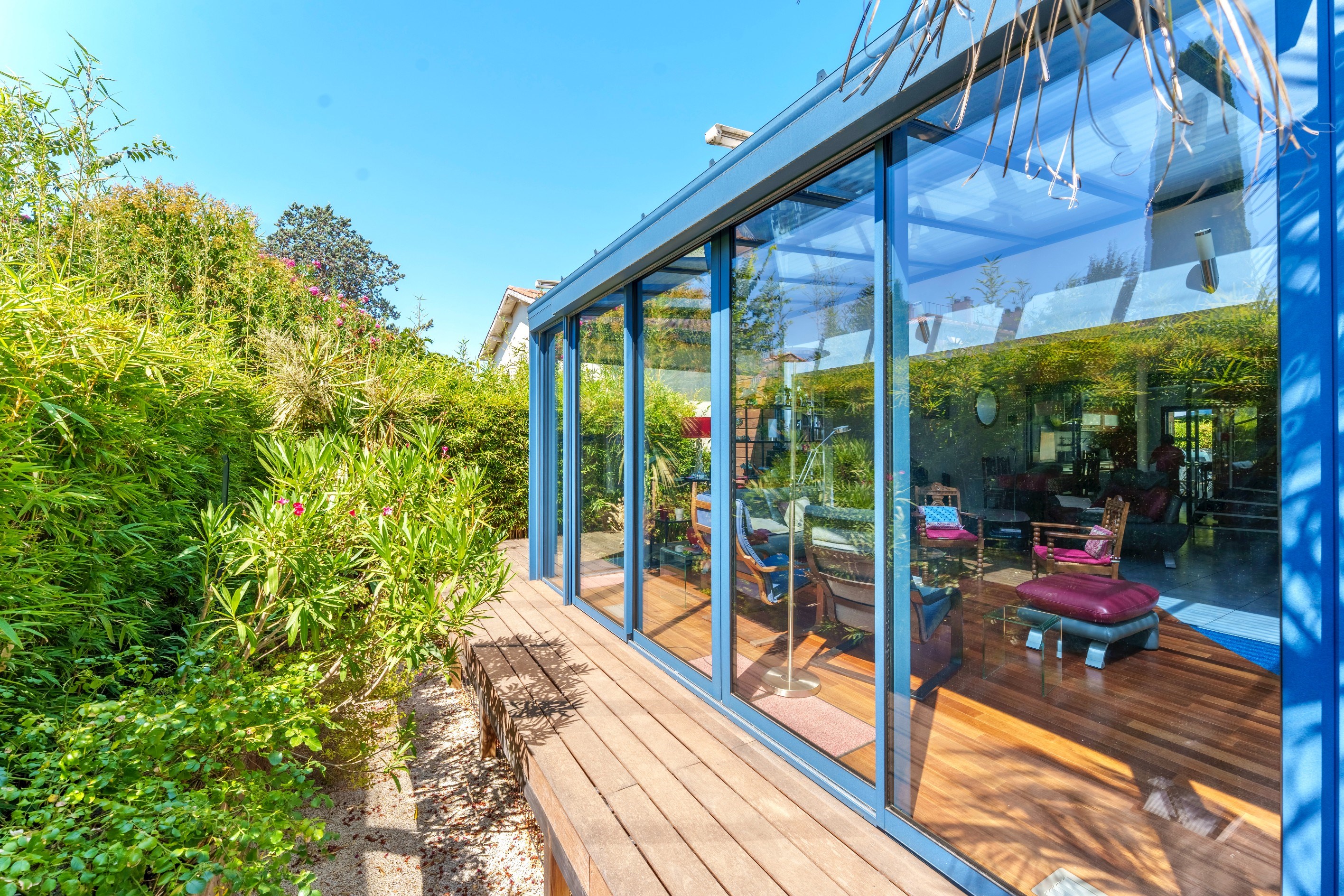  Architect-designed villa with a “seaside” feel, featuring a pool and a separate… - 物件實景