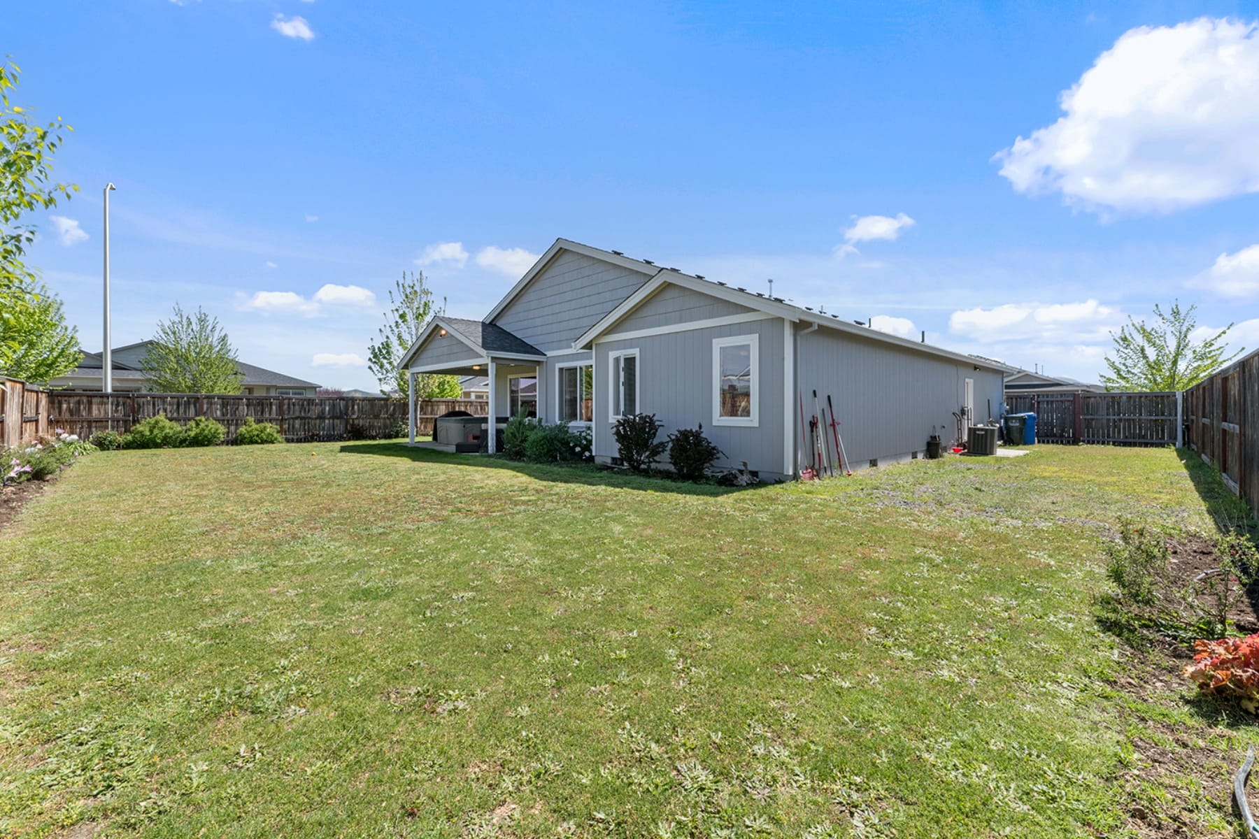  3949 Connor Drive White City, OR 97503 - 物件實景