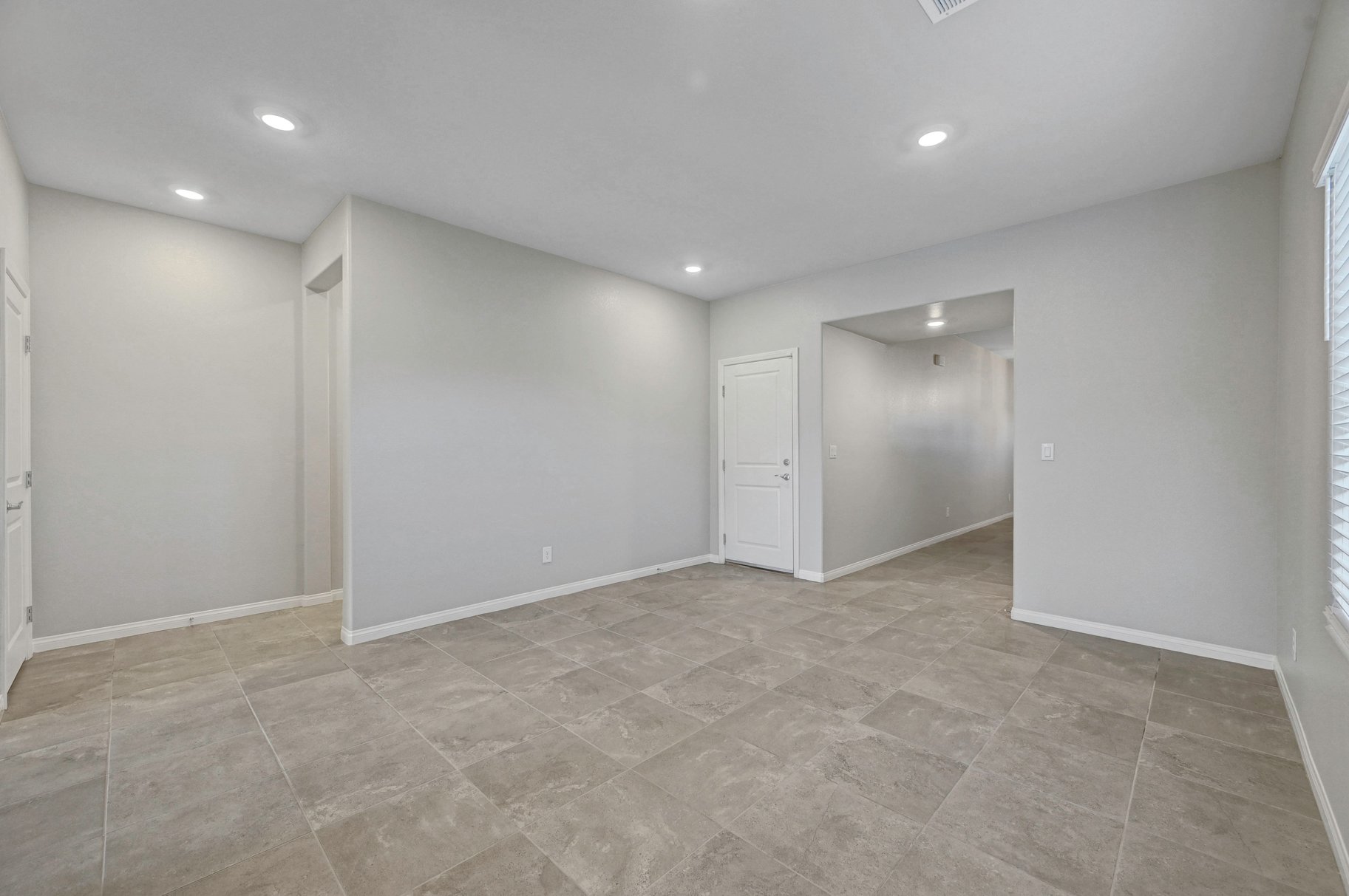  Spacious Valley Vista 5BR with Loft, 3-Car Garage & Premium Lot Size - 物件實景