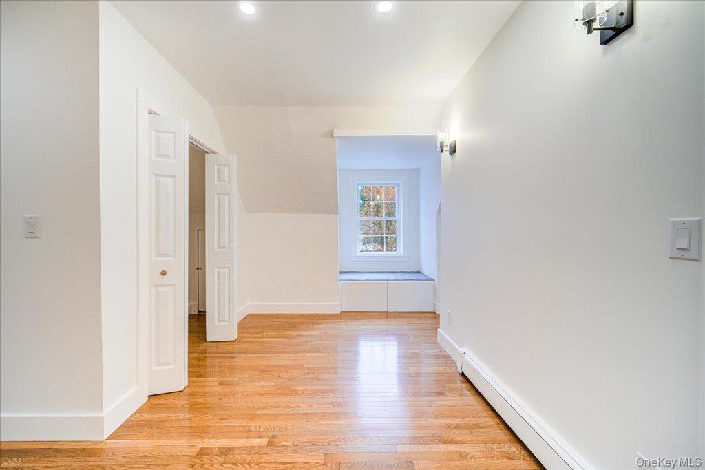 Tilson, New York, 12486, United States, 3 Bedrooms Bedrooms, ,2 BathroomsBathrooms,Residential,For Sale,1995133