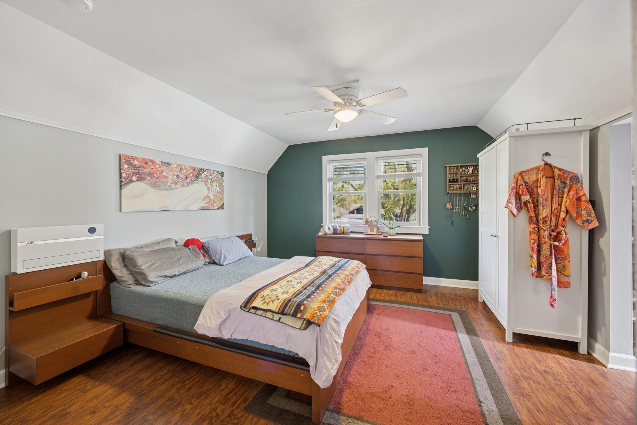 Minneapolis, Minnesota, 55418, United States, 3 Bedrooms Bedrooms, ,1 BathroomBathrooms,Residential,For Sale,1989084