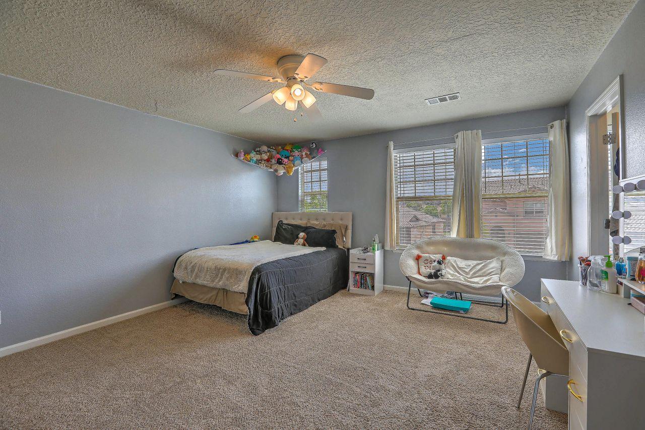 Rio Rancho, New Mexico, 87124, United States, 5 Bedrooms Bedrooms, ,4 BathroomsBathrooms,Residential,For Sale,1805604