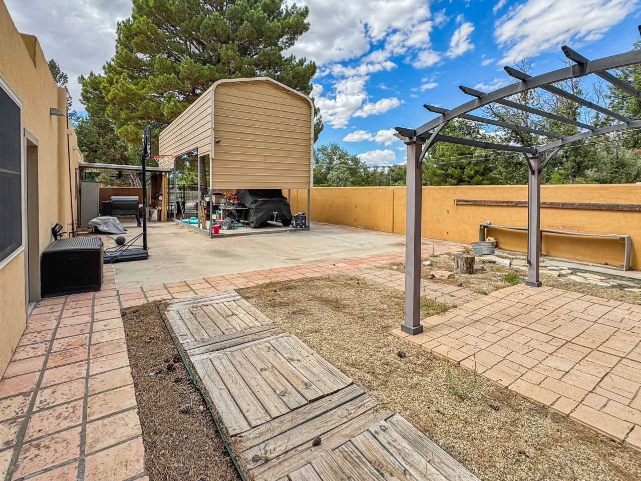 Carlsbad, New Mexico, 88220, United States, 4 Bedrooms Bedrooms, ,4 BathroomsBathrooms,Residential,For Sale,2010434