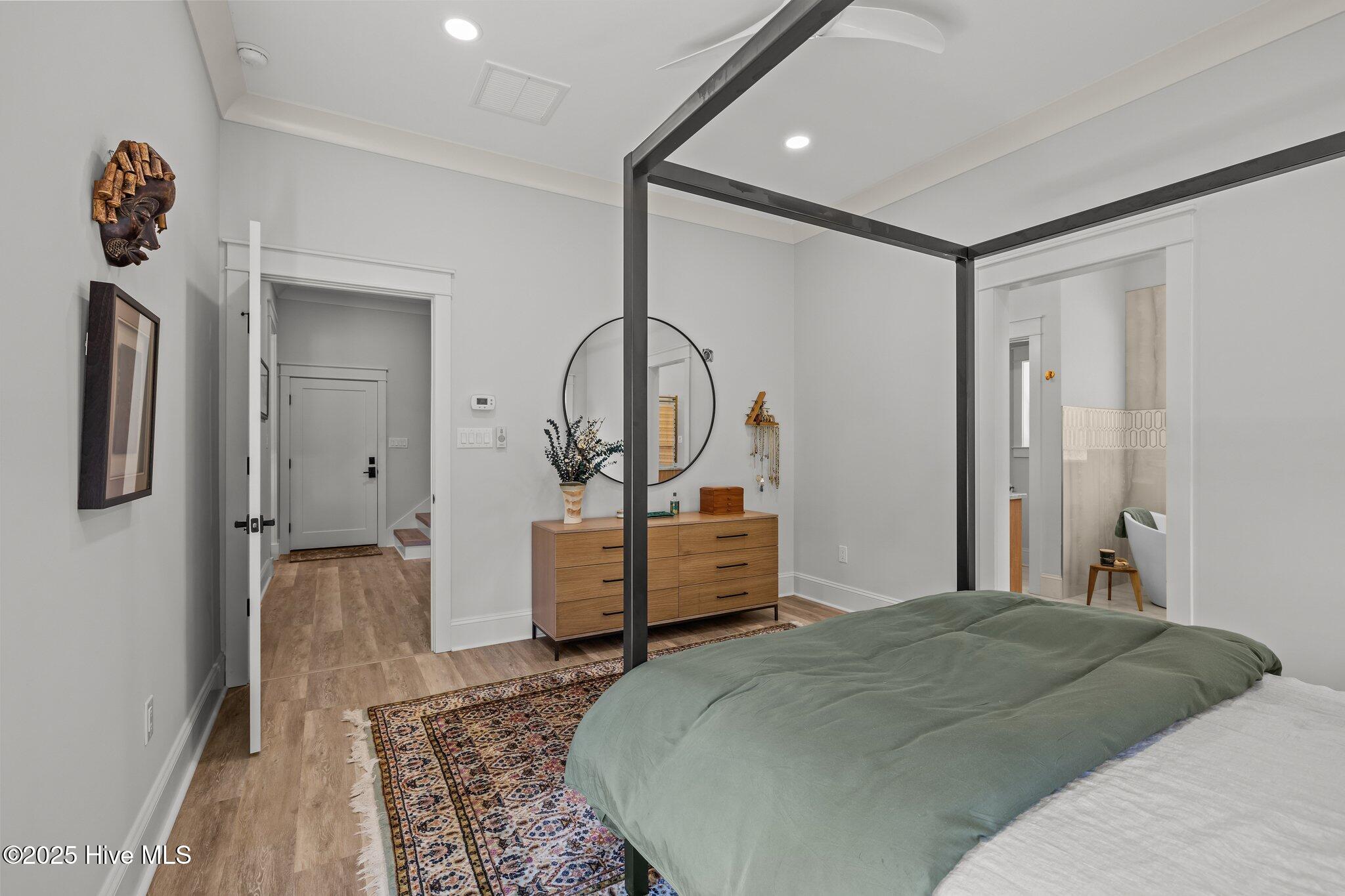 Beaufort, North Carolina, 28516, United States, 3 Bedrooms Bedrooms, ,3 BathroomsBathrooms,Residential,For Sale,1792865