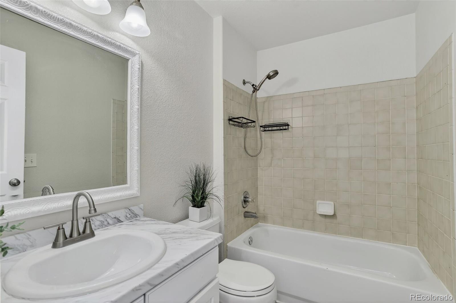 Parker, Colorado, 80138, United States, 4 Bedrooms Bedrooms, ,3 BathroomsBathrooms,Residential,For Sale,1940416