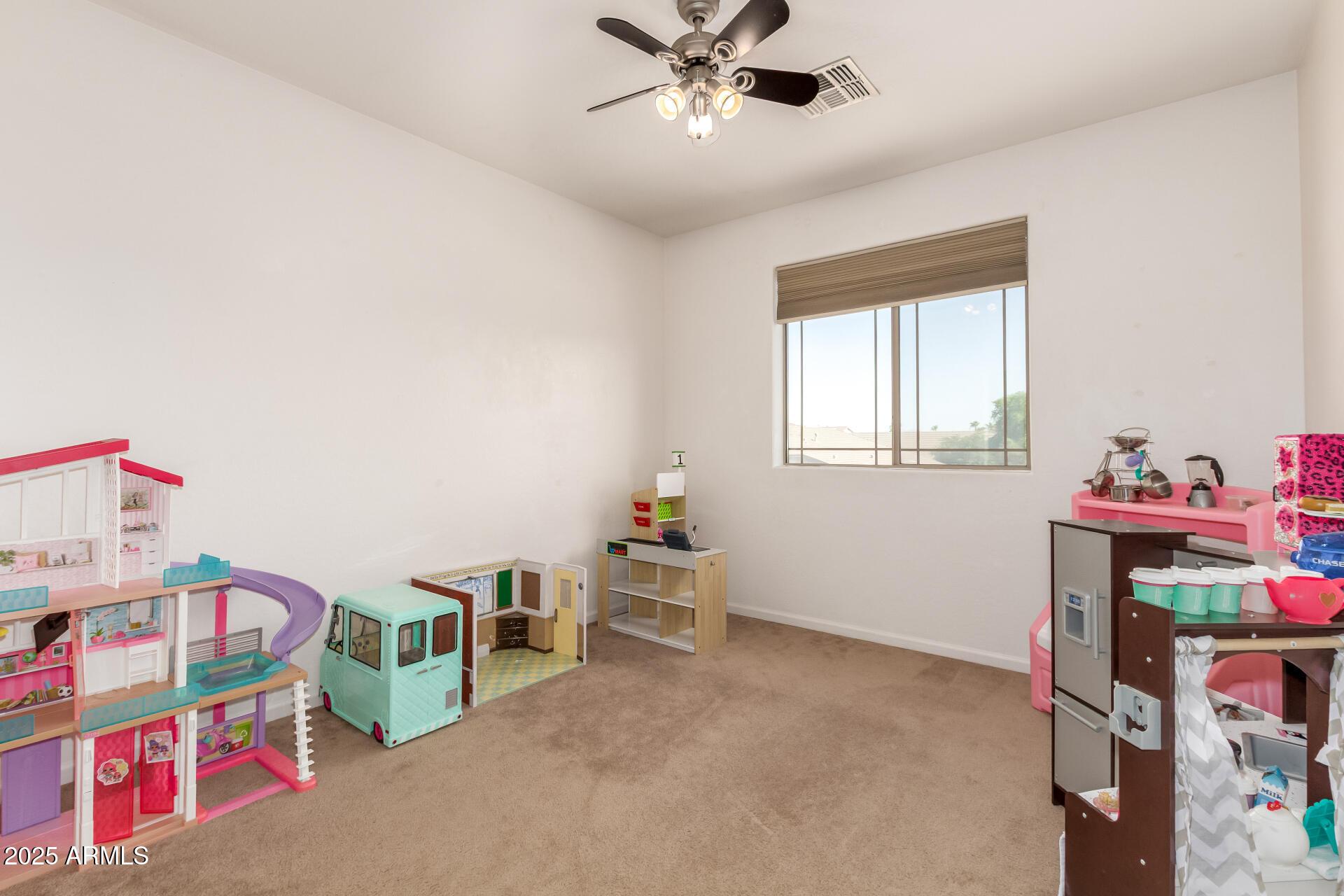 Surprise, Arizona, 85379, United States, 5 Bedrooms Bedrooms, ,3 BathroomsBathrooms,Residential,For Sale,1981277