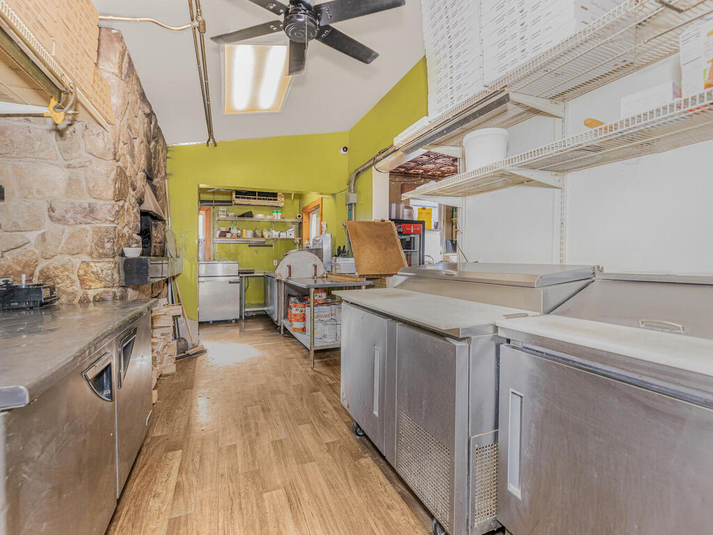 Middletown, New York, 12406, United States, ,1 BathroomBathrooms,Residential,For Sale,1976639