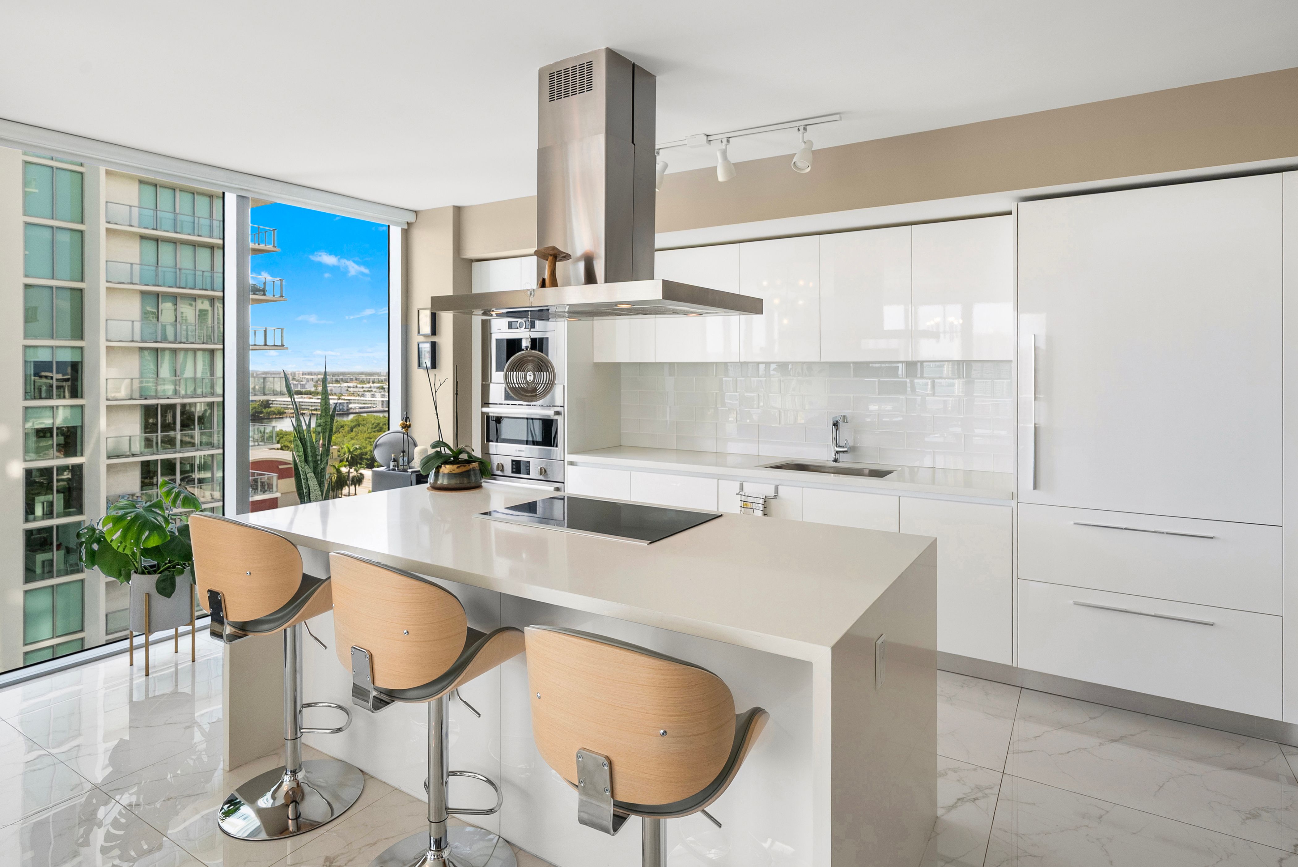  300 Sunny Isles Blvd, Sunny Isles Beach, FL, 33160 - 物件實景