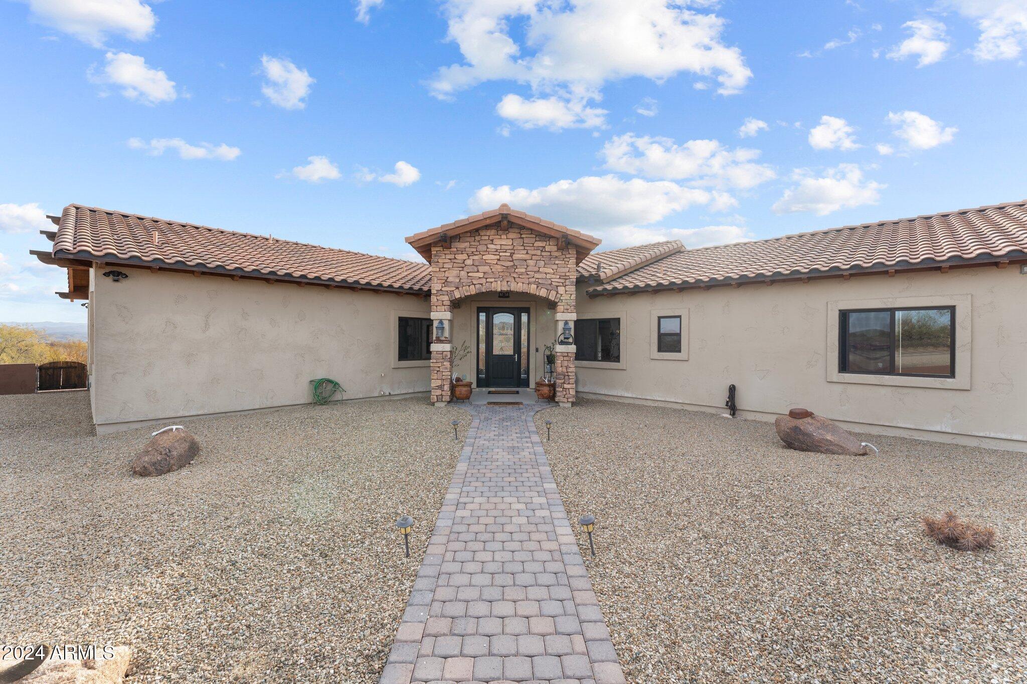 Wickenburg, Arizona, 85390, United States, 3 Bedrooms Bedrooms, ,3 BathroomsBathrooms,Residential,For Sale,2002542