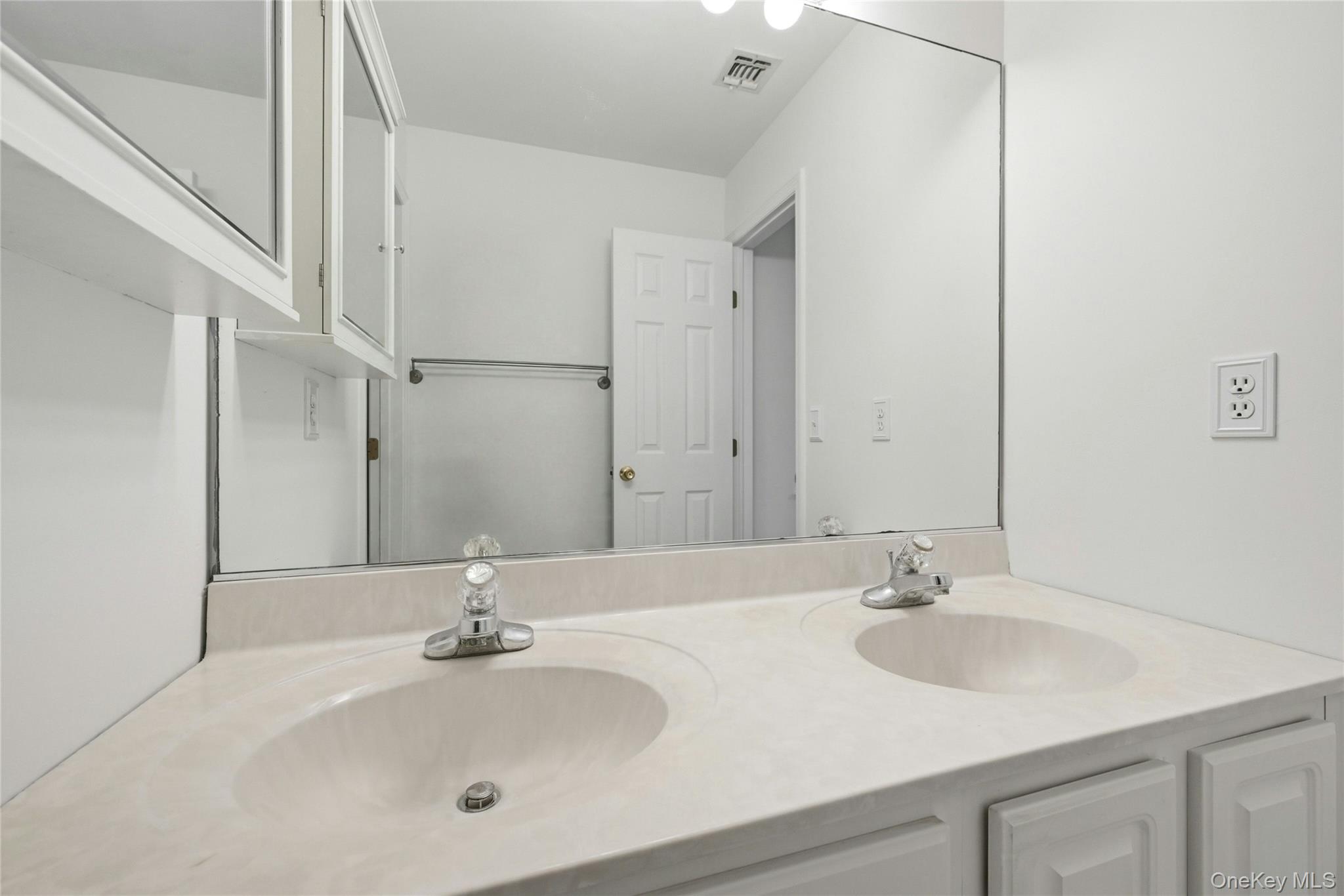  2675 Kerwin Boulevard, Greenport, NY, 11944 - 物件實景