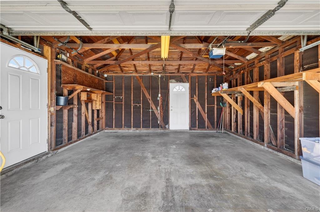 Los Angeles, California, 90061, United States, 3 Bedrooms Bedrooms, ,1 BathroomBathrooms,Residential,For Sale,2012539