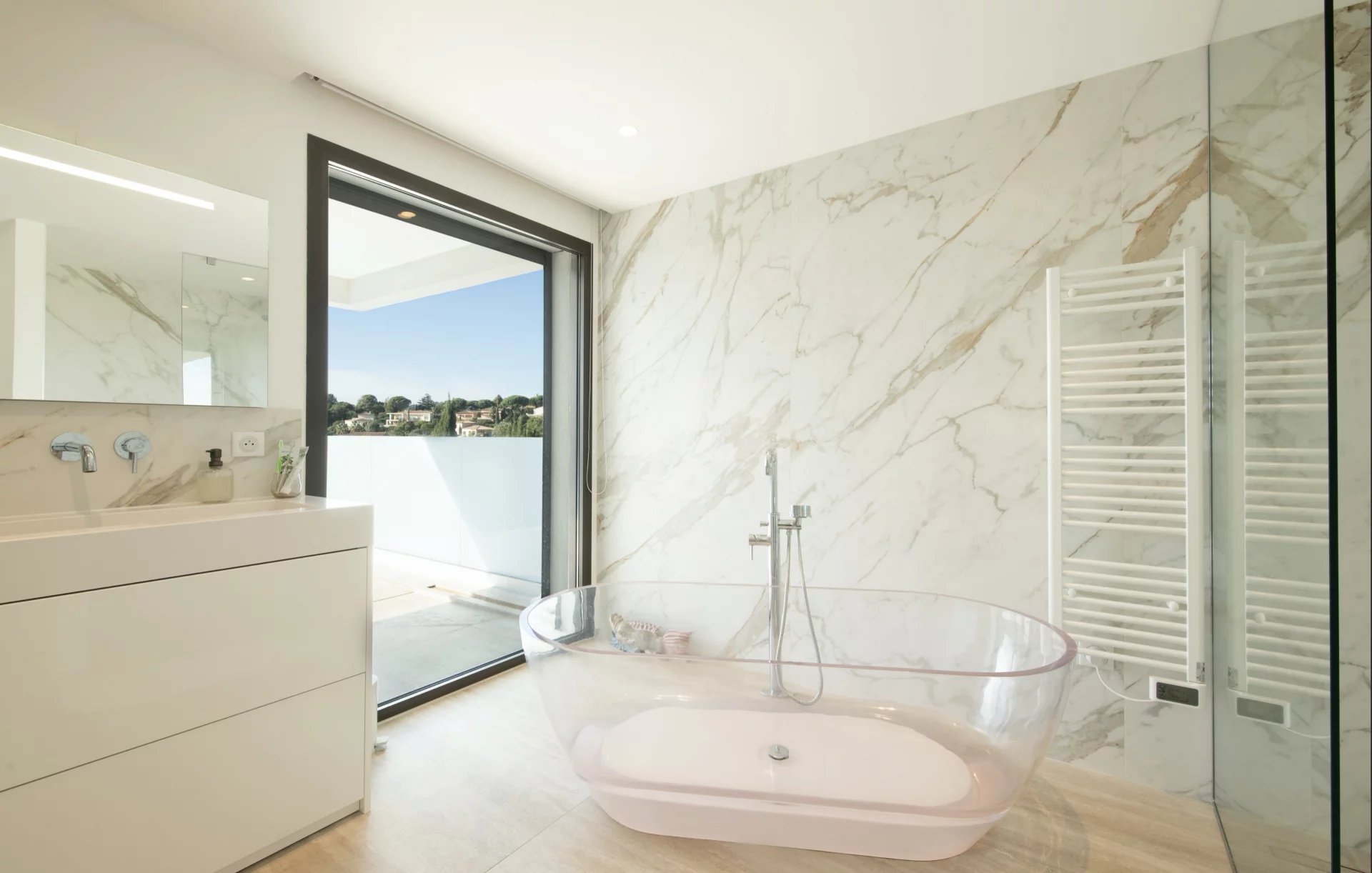 Les Issambres, Provence-Alpes-Côte d’Azur, 83380, FR, 5 Bedrooms Bedrooms, ,Residential,For Sale,1994505