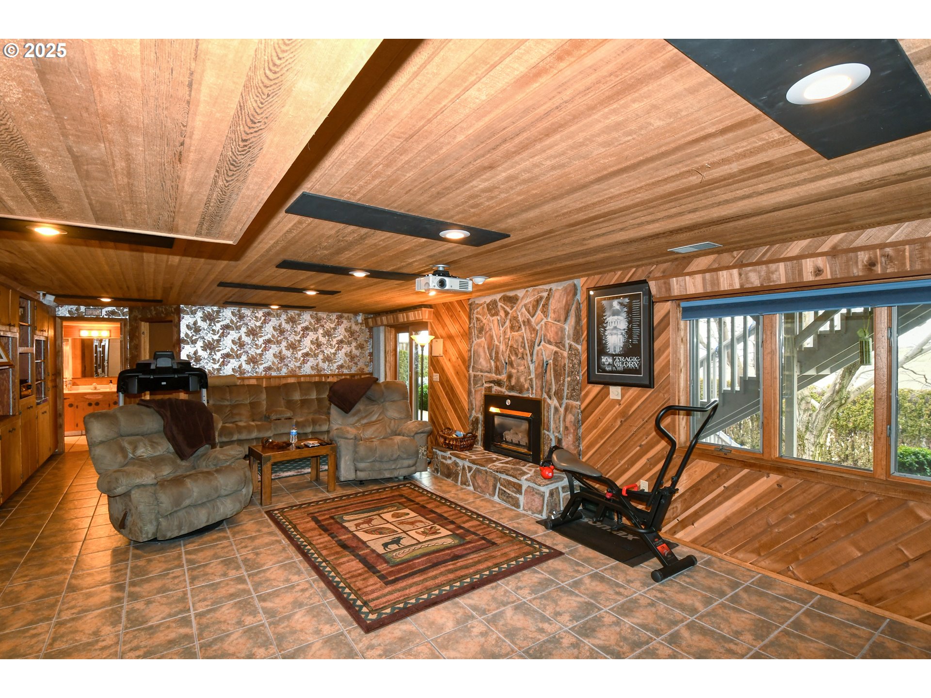 Pendleton, Oregon, 97801, United States, 5 Bedrooms Bedrooms, ,5 BathroomsBathrooms,Residential,For Sale,1691244