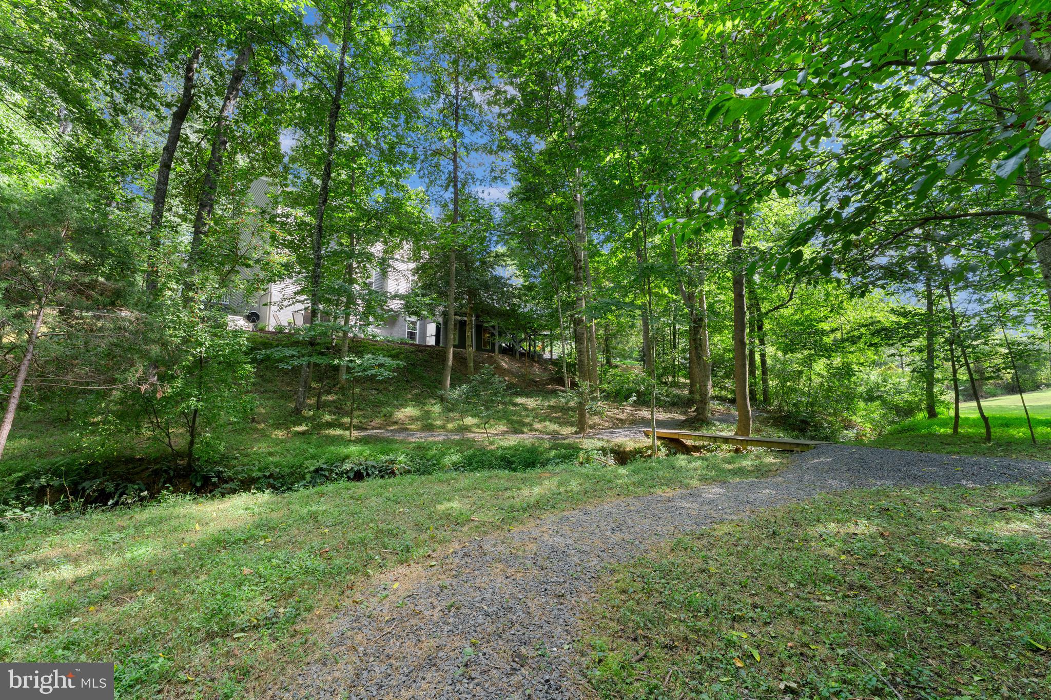 Jeffersonton, Virginia, 22724, United States, 5 Bedrooms Bedrooms, ,4 BathroomsBathrooms,Residential,For Sale,1935978