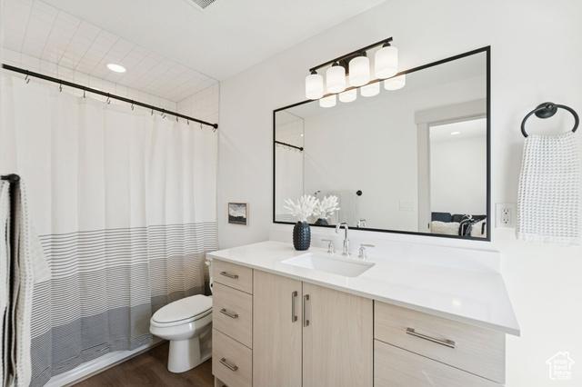 Bountiful, Utah, 84010, United States, 2 Bedrooms Bedrooms, ,4 BathroomsBathrooms,Residential,For Sale,1978609