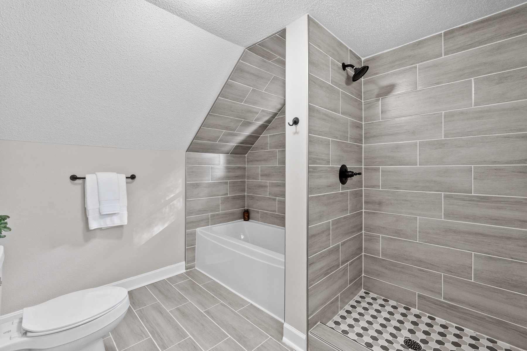  1555 Crane Avenue, Norfolk, VA, 23518 - 物件實景