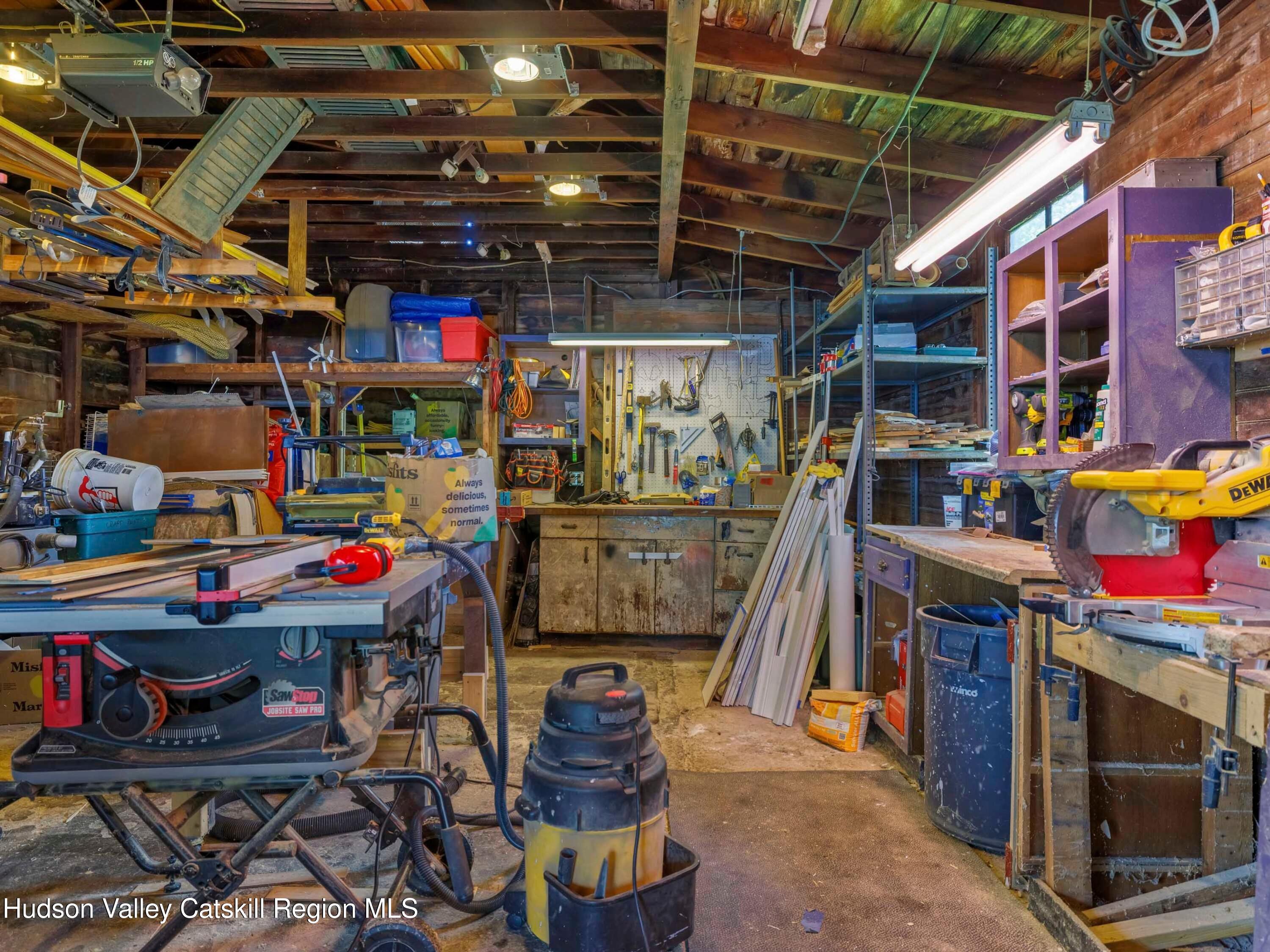 Saugerties, New York, 12477, United States, 3 Bedrooms Bedrooms, ,2 BathroomsBathrooms,Residential,For Sale,1874966