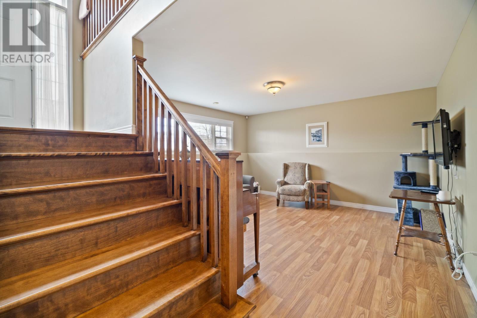 WEST ROYALTY, Prince Edward Island, C1E 2M3, CA, 4 Bedrooms Bedrooms, ,2 BathroomsBathrooms,Residential,For Sale,1874083