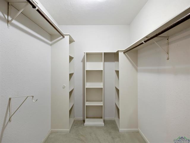 Henderson, Texas, 75652, United States, 3 Bedrooms Bedrooms, ,3 BathroomsBathrooms,Residential,For Sale,1820129