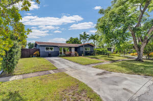 Hollywood, Florida, 33021, United States, 3 Bedrooms Bedrooms, ,2 BathroomsBathrooms,Residential,For Sale,1909708