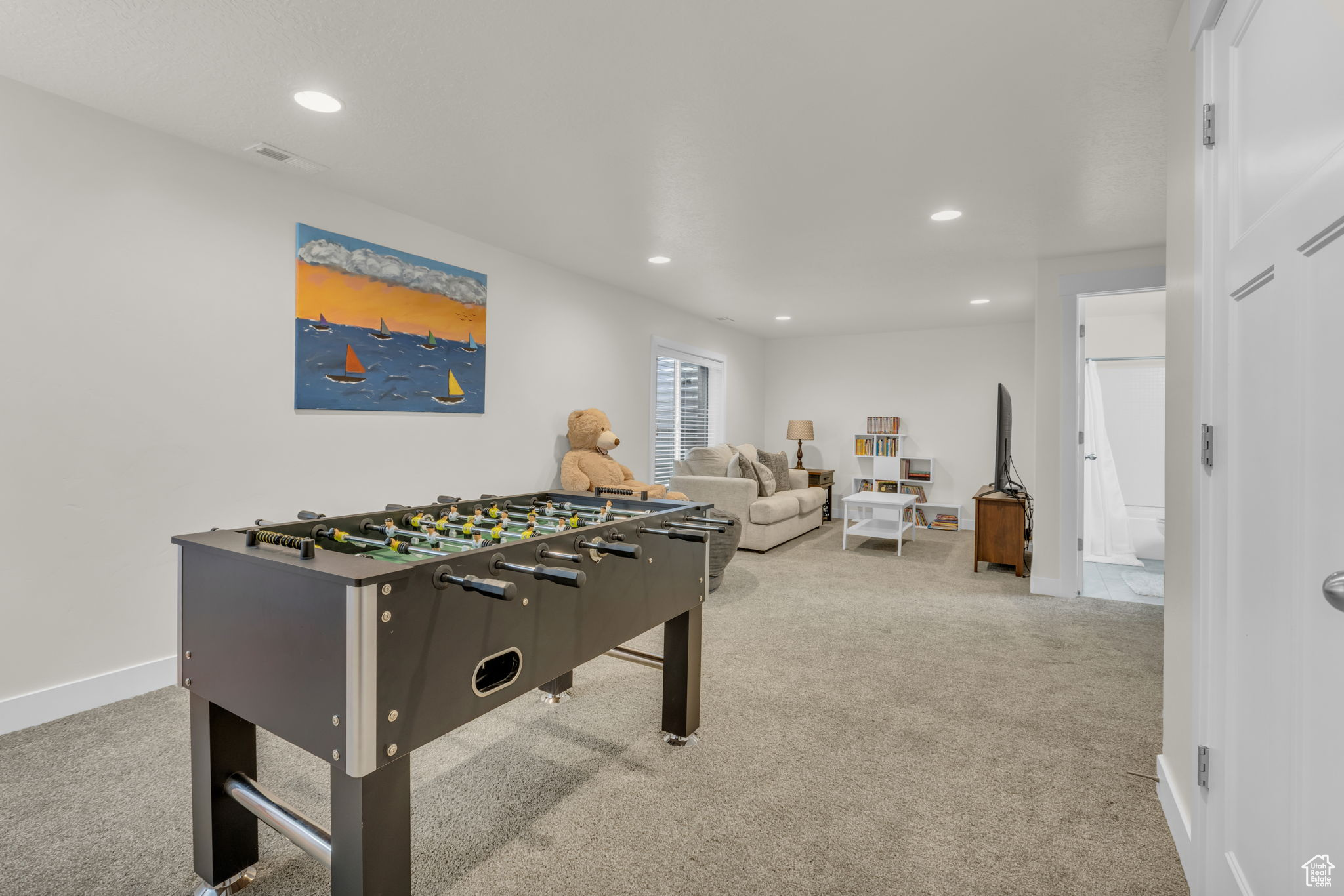 West Jordan, Utah, 84084, United States, 4 Bedrooms Bedrooms, ,4 BathroomsBathrooms,Residential,For Sale,1906081