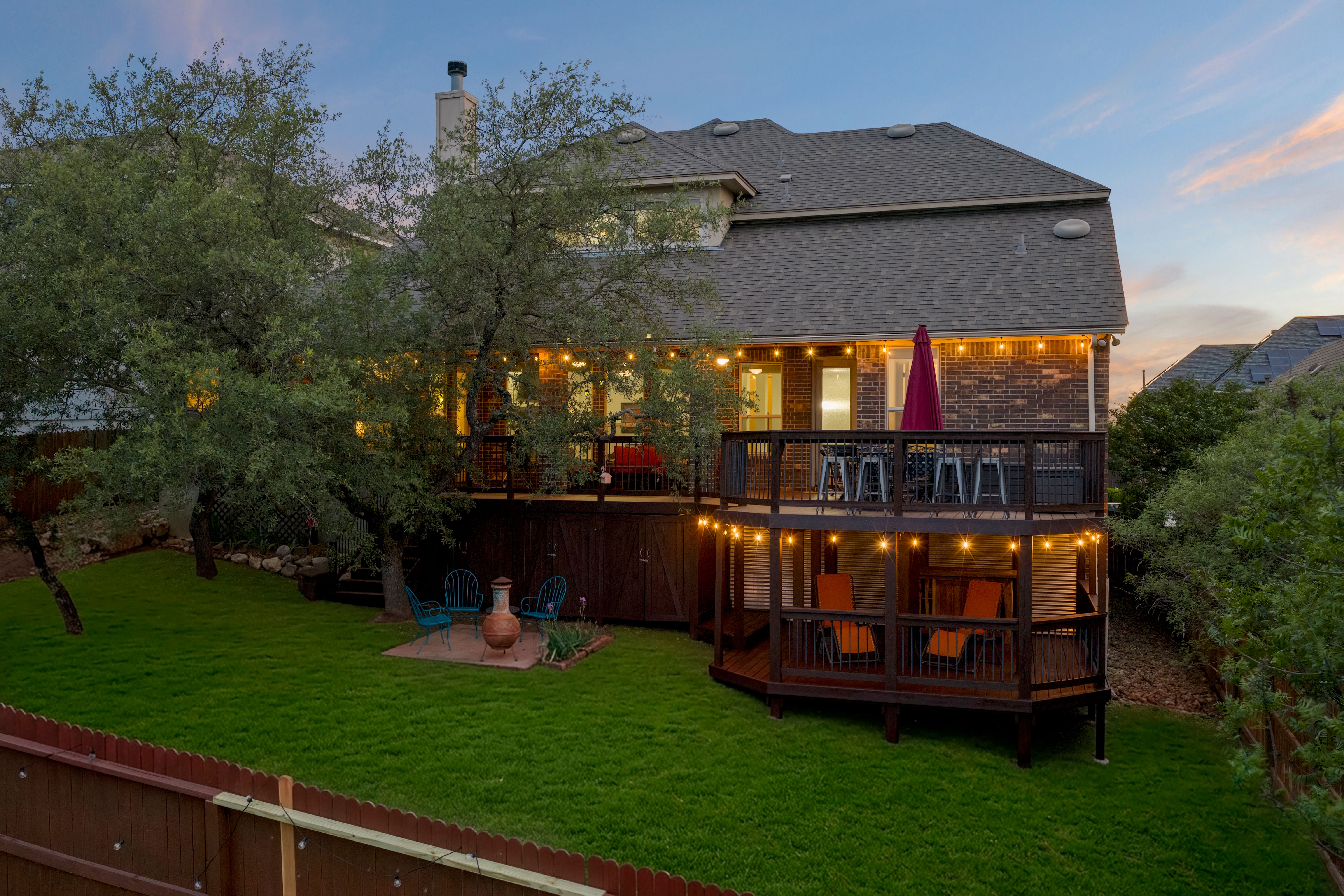  Thoughtfully Designed with Exceptional Floor Plan - 物件實景