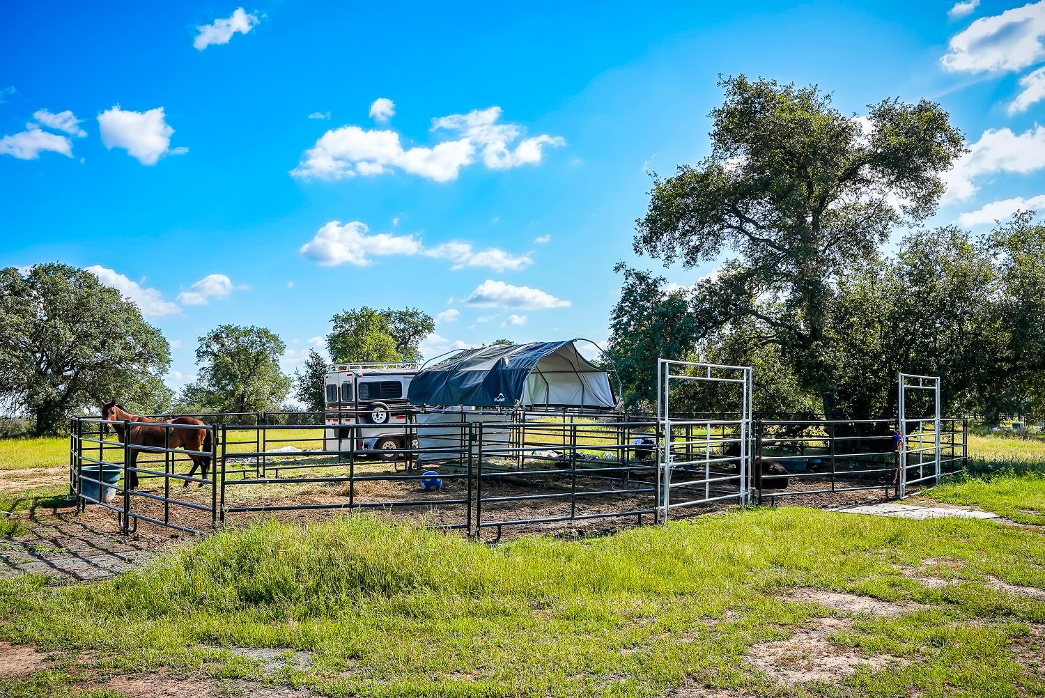 Burson, California, 95225, United States, 4 Bedrooms Bedrooms, ,4 BathroomsBathrooms,Residential,For Sale,2040271