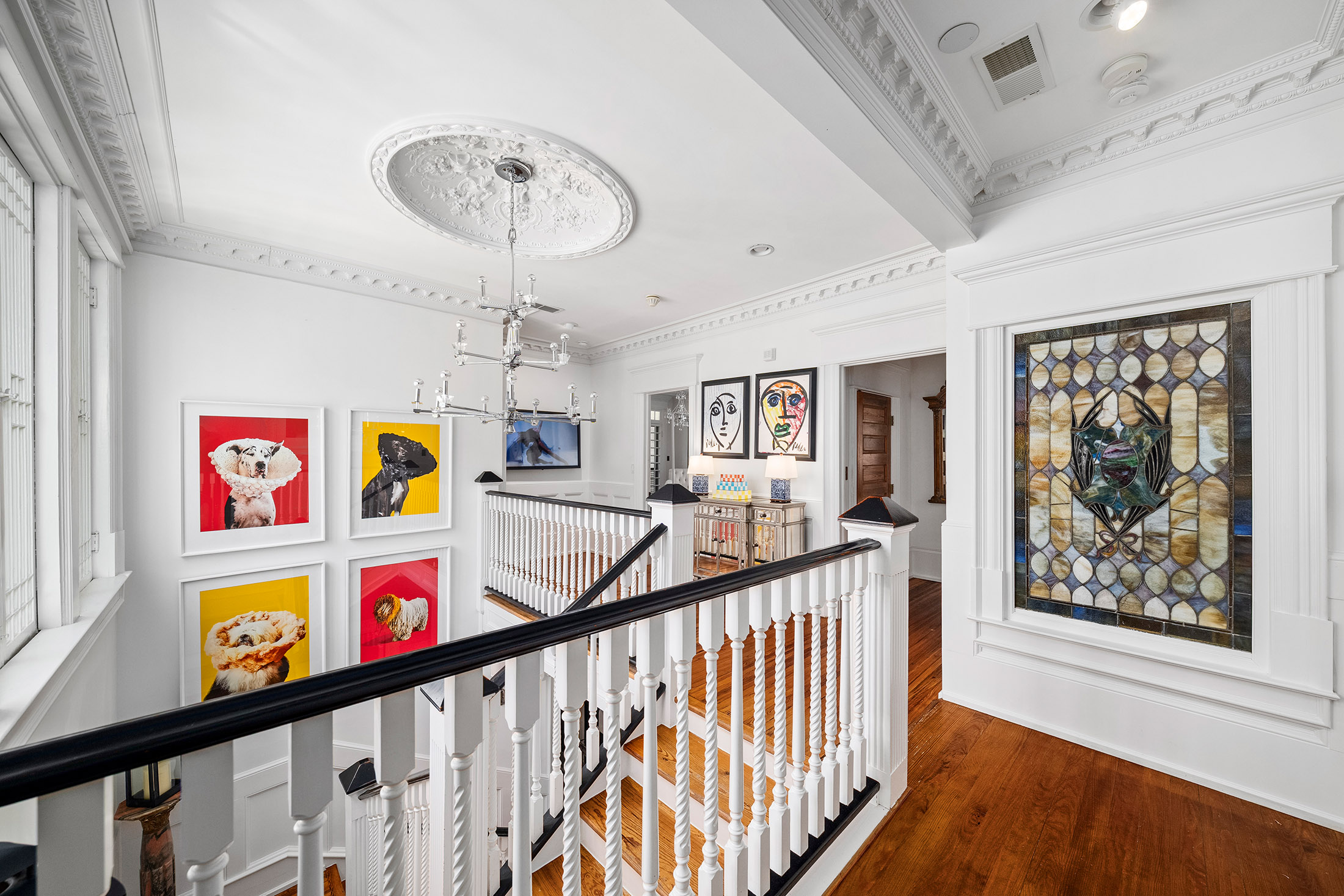  A Curated Historic Estate of Extraordinary Detail and Design - 物件實景