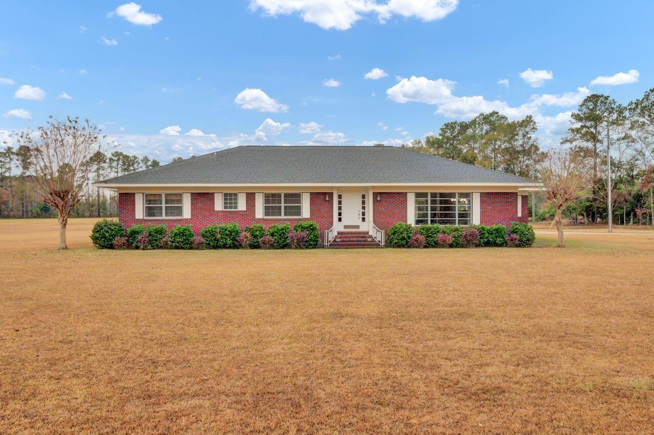 388 Main Street E, Harleyville, South Carolina, 29448, United States, 4 Bedrooms Bedrooms, ,2 BathroomsBathrooms,Residential,For Sale,388 Main Street E,1668462