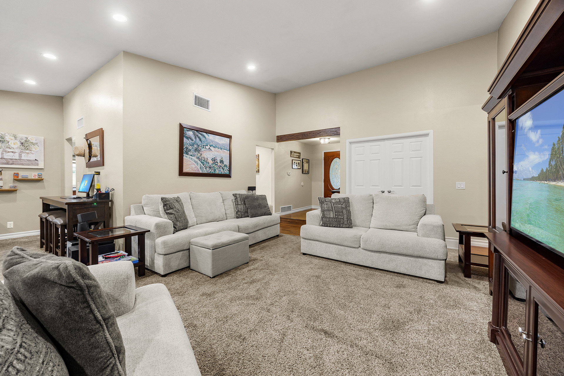 Orange, California, 92865, United States, 3 Bedrooms Bedrooms, ,1 BathroomBathrooms,Residential,For Sale,2008616