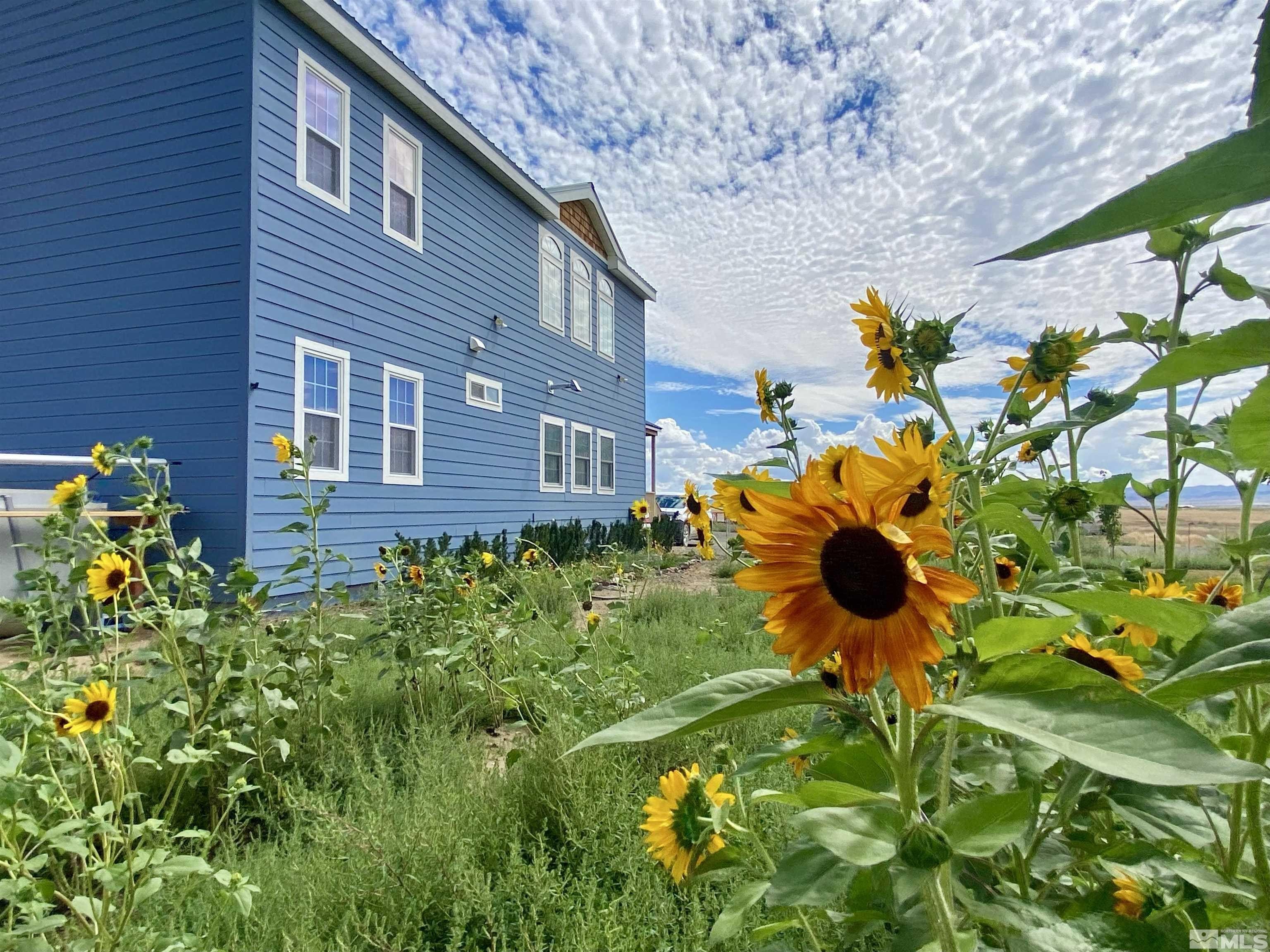 Winnemucca, Nevada, 89445, United States, 5 Bedrooms Bedrooms, ,4 BathroomsBathrooms,Residential,For Sale,1975450