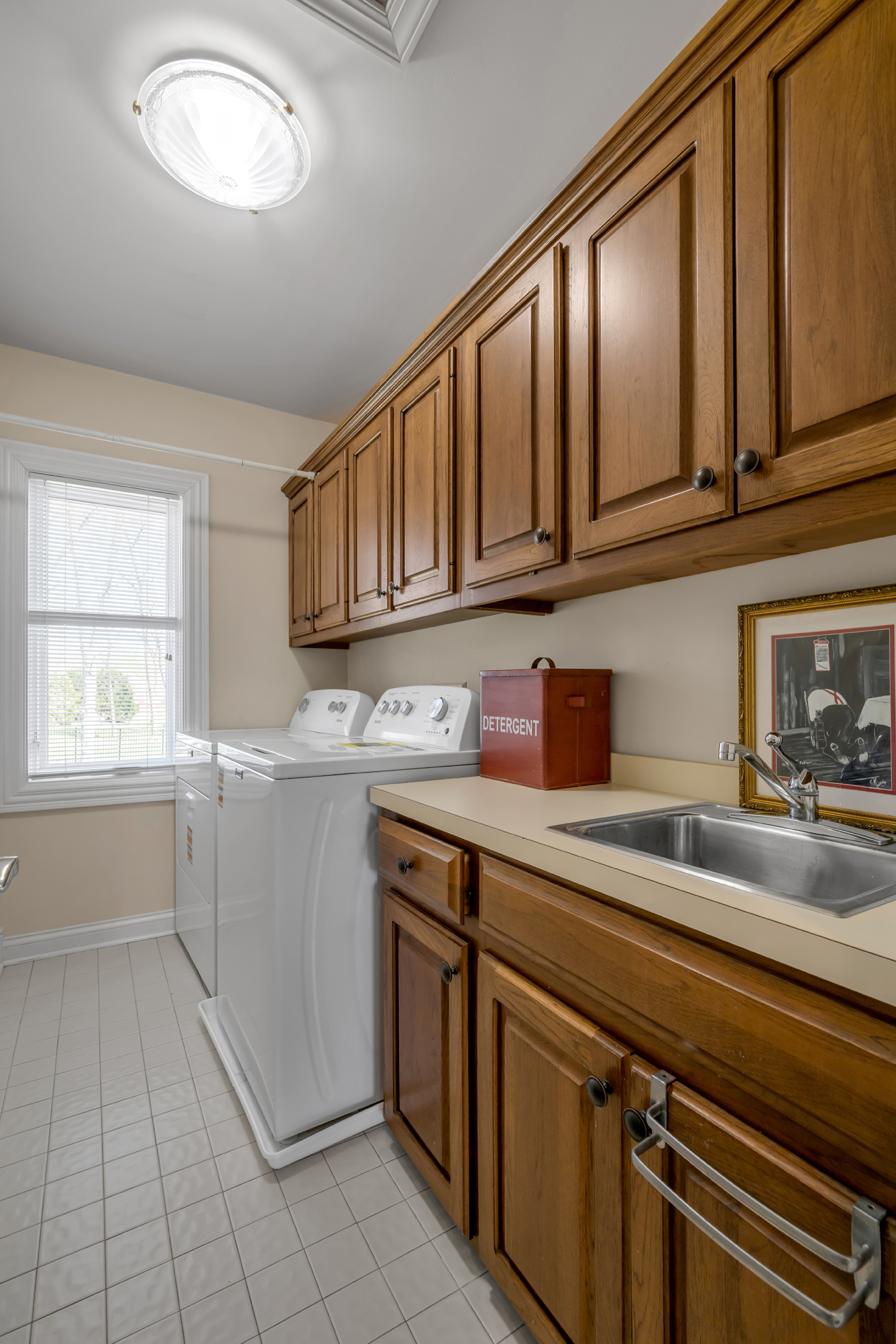  4891 Faulkirk Lane - 物件實景