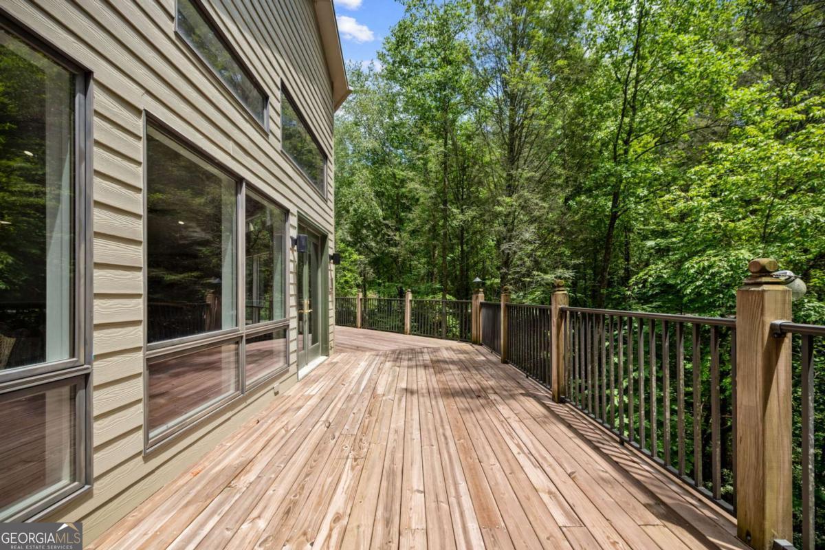 Ellijay, Georgia, 30540, United States, 5 Bedrooms Bedrooms, ,5 BathroomsBathrooms,Residential,For Sale,1868154