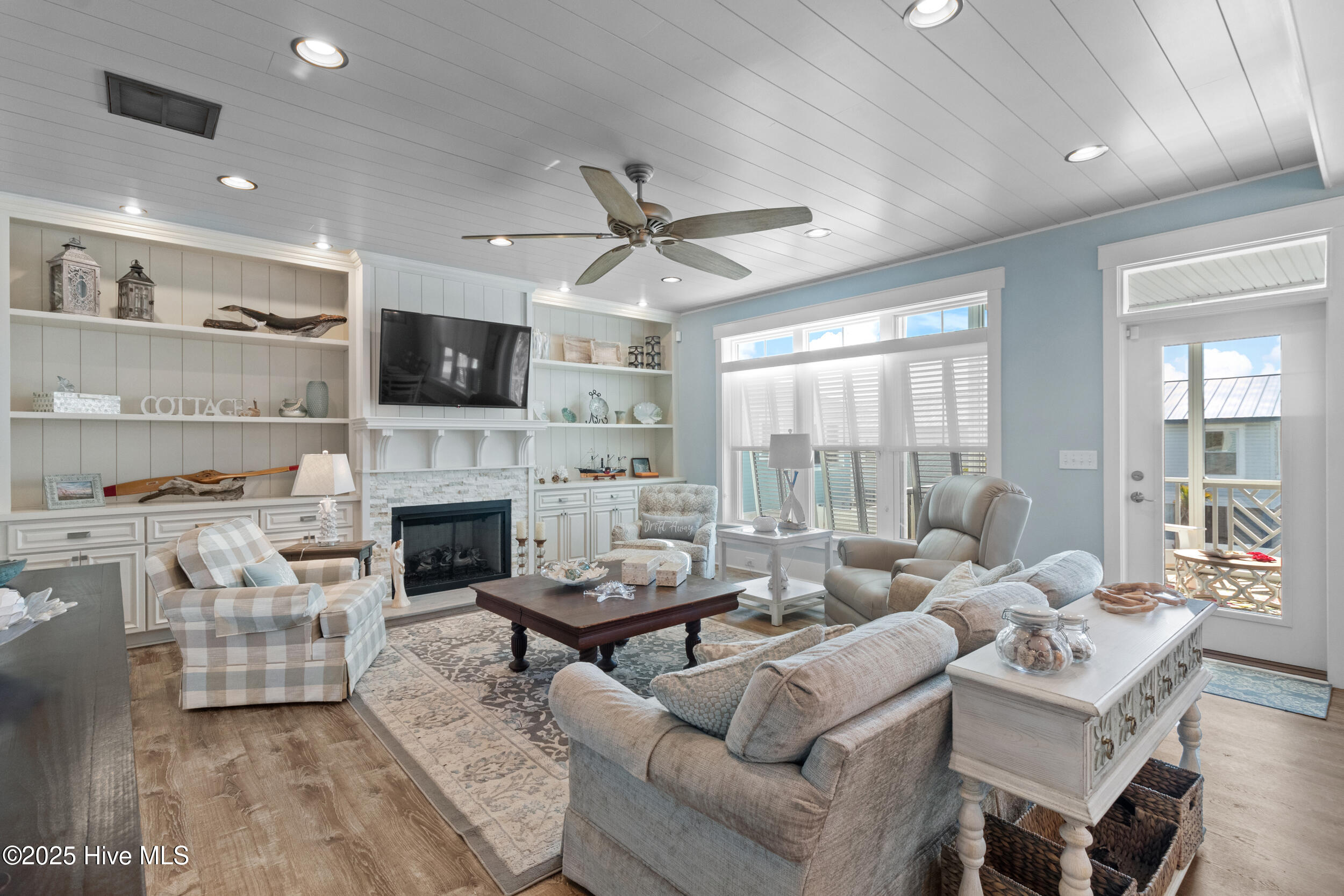 Oak Island, North Carolina, 28465, United States, 4 Bedrooms Bedrooms, ,4 BathroomsBathrooms,Residential,For Sale,1804145