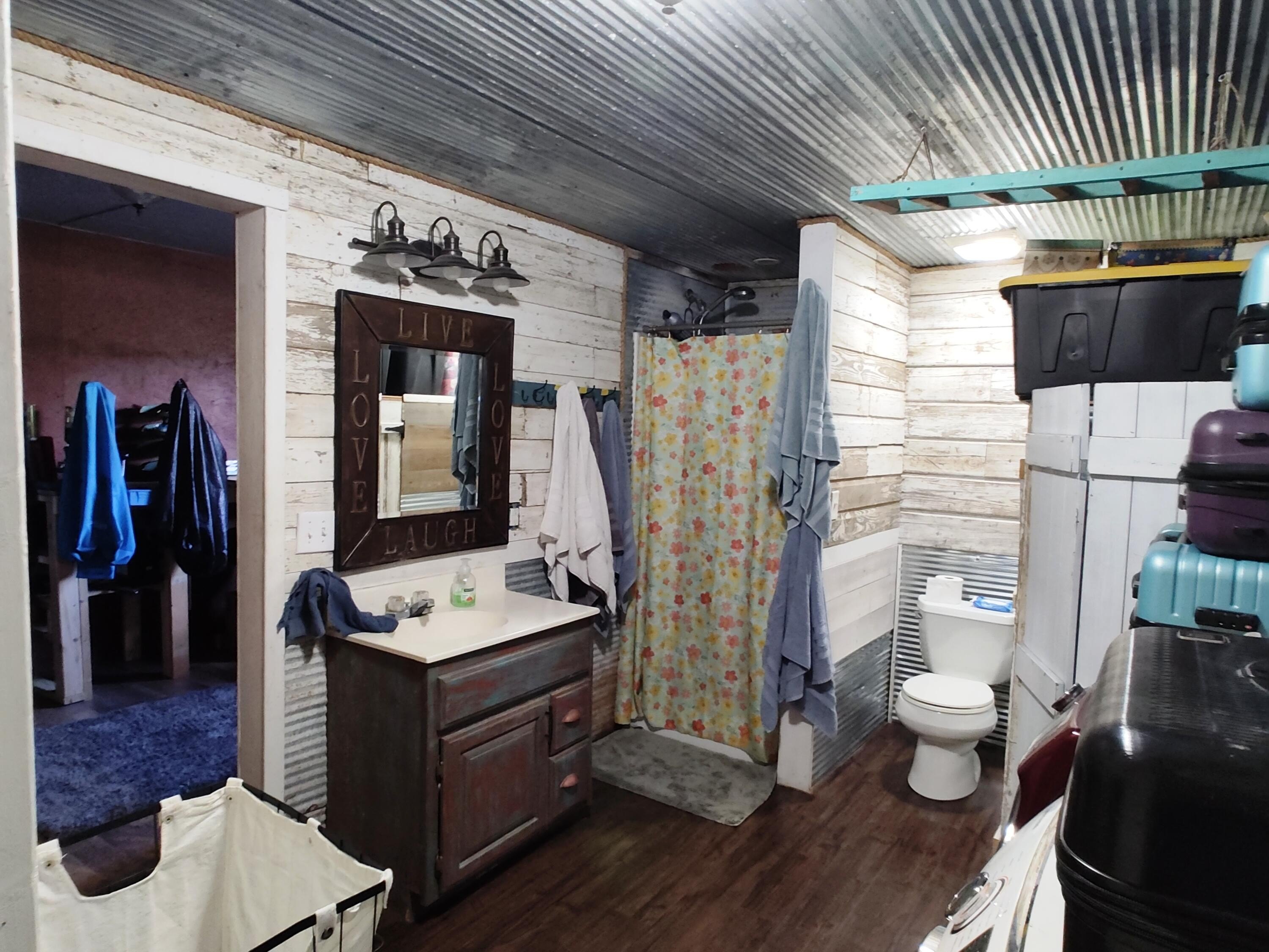 Buffalo, Missouri, 65622, United States, 3 Bedrooms Bedrooms, ,2 BathroomsBathrooms,Residential,For Sale,1974176