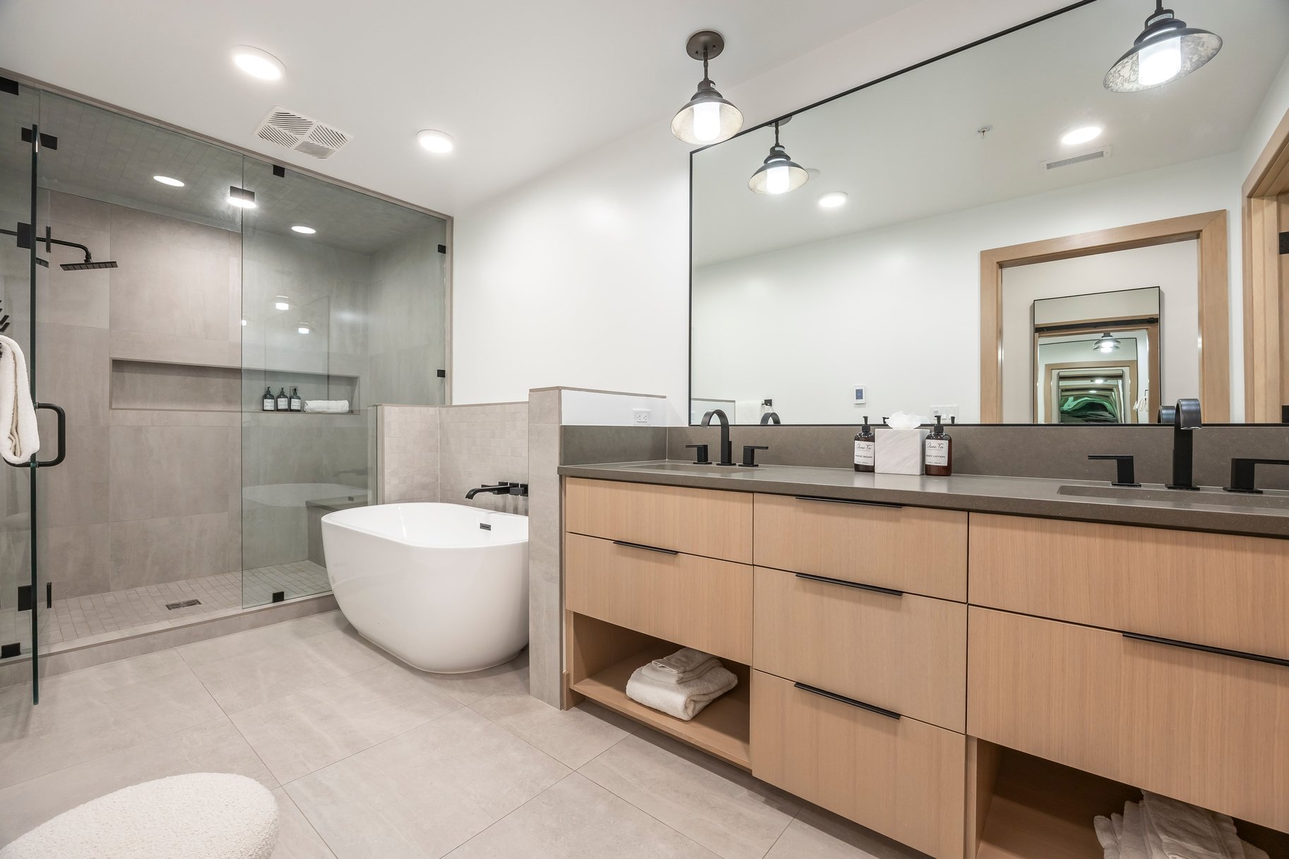  Light-Filled Turnkey Ski-In/Ski-Out Luxury Residence in Park City - 物件實景