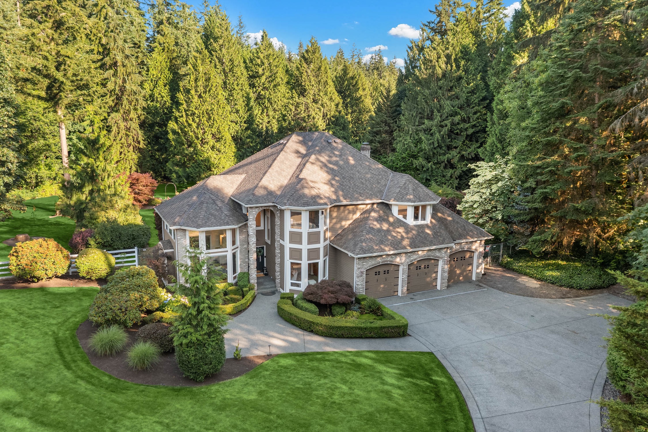  Craftsman Retreat in Sutton Place - 物件實景