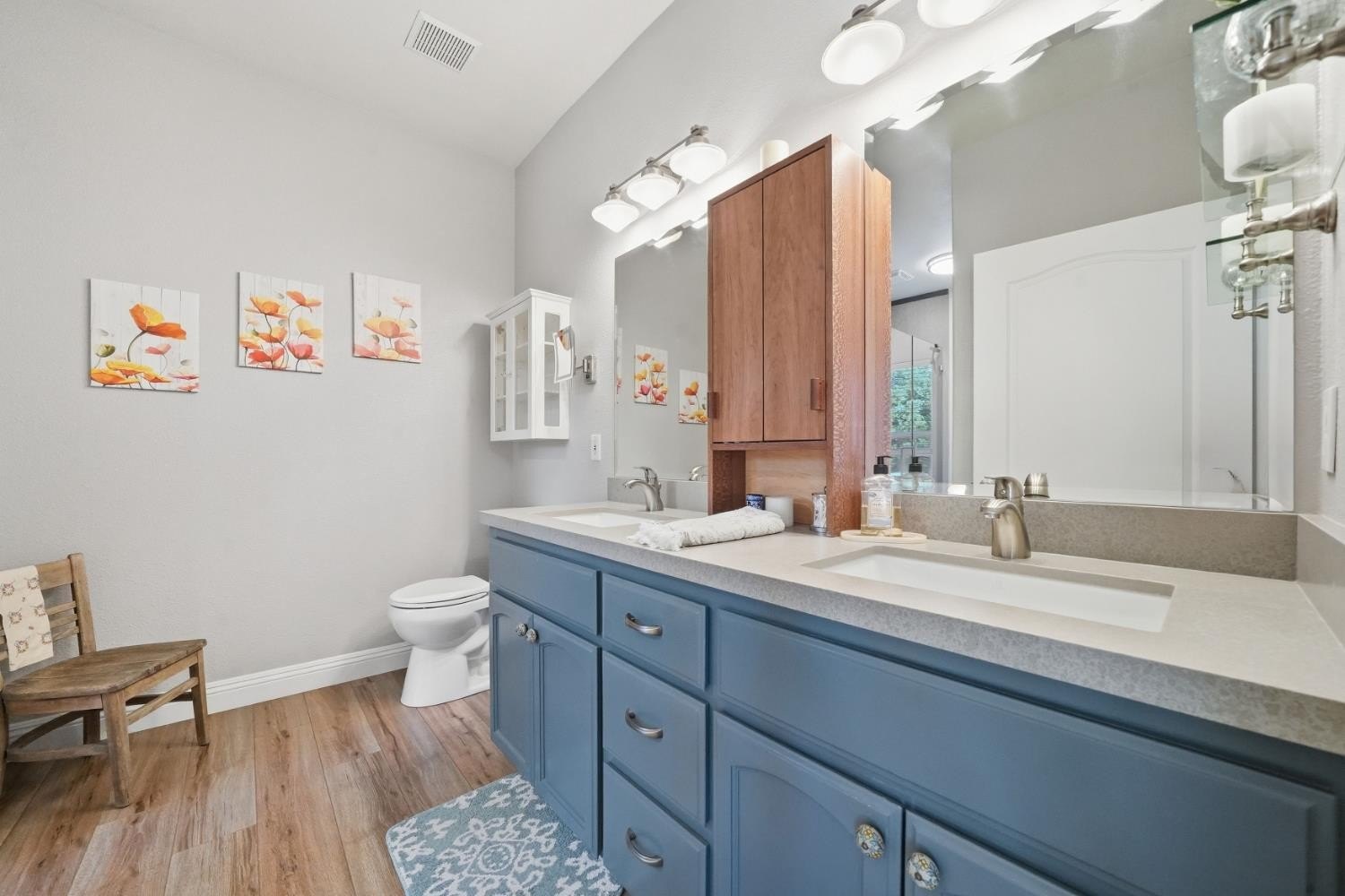 Valley Springs, California, 95252, United States, 3 Bedrooms Bedrooms, ,2 BathroomsBathrooms,Residential,For Sale,1981234