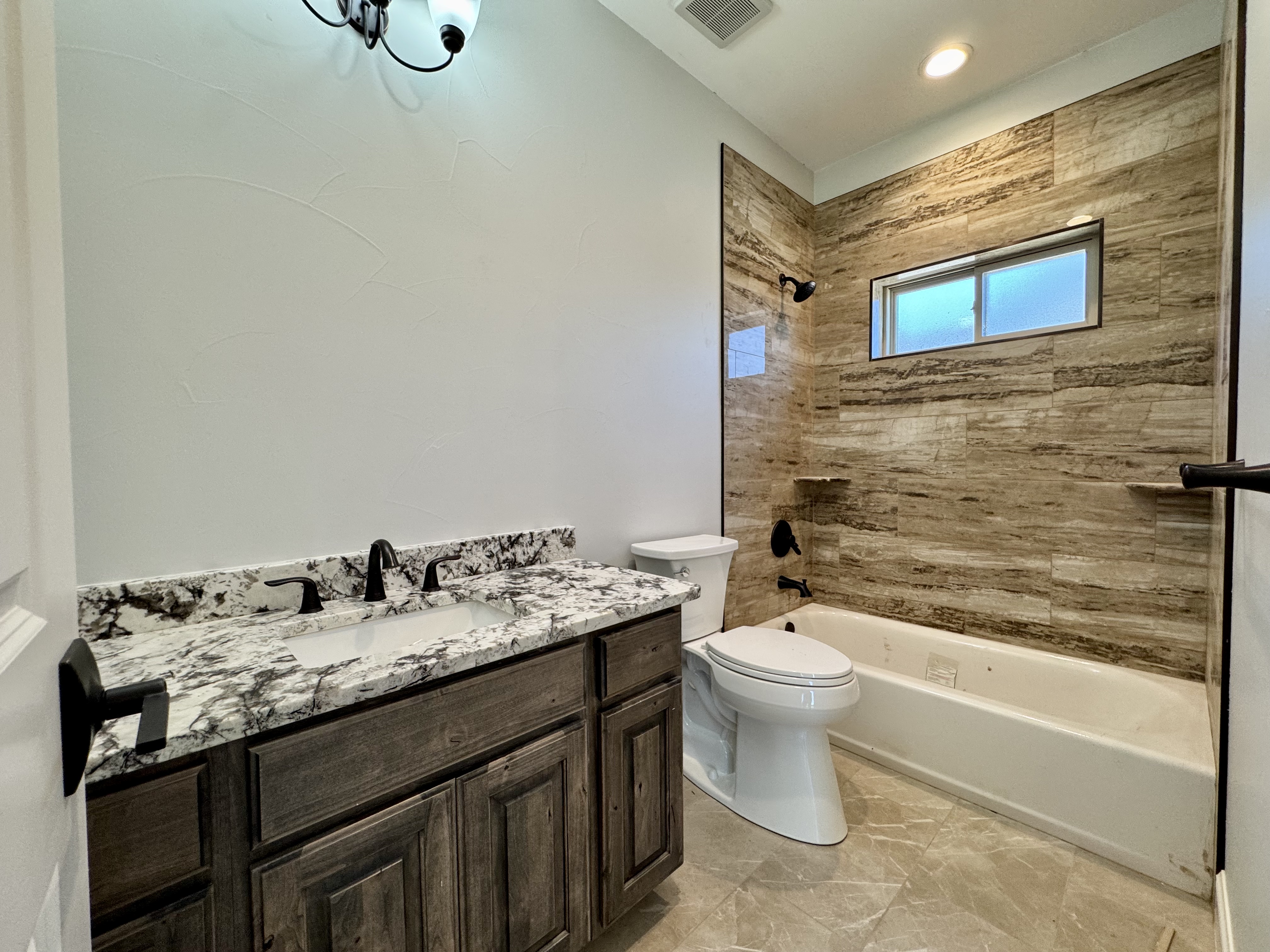 Ruidoso, New Mexico, 88345, United States, 5 Bedrooms Bedrooms, ,5 BathroomsBathrooms,Residential,For Sale,1981179