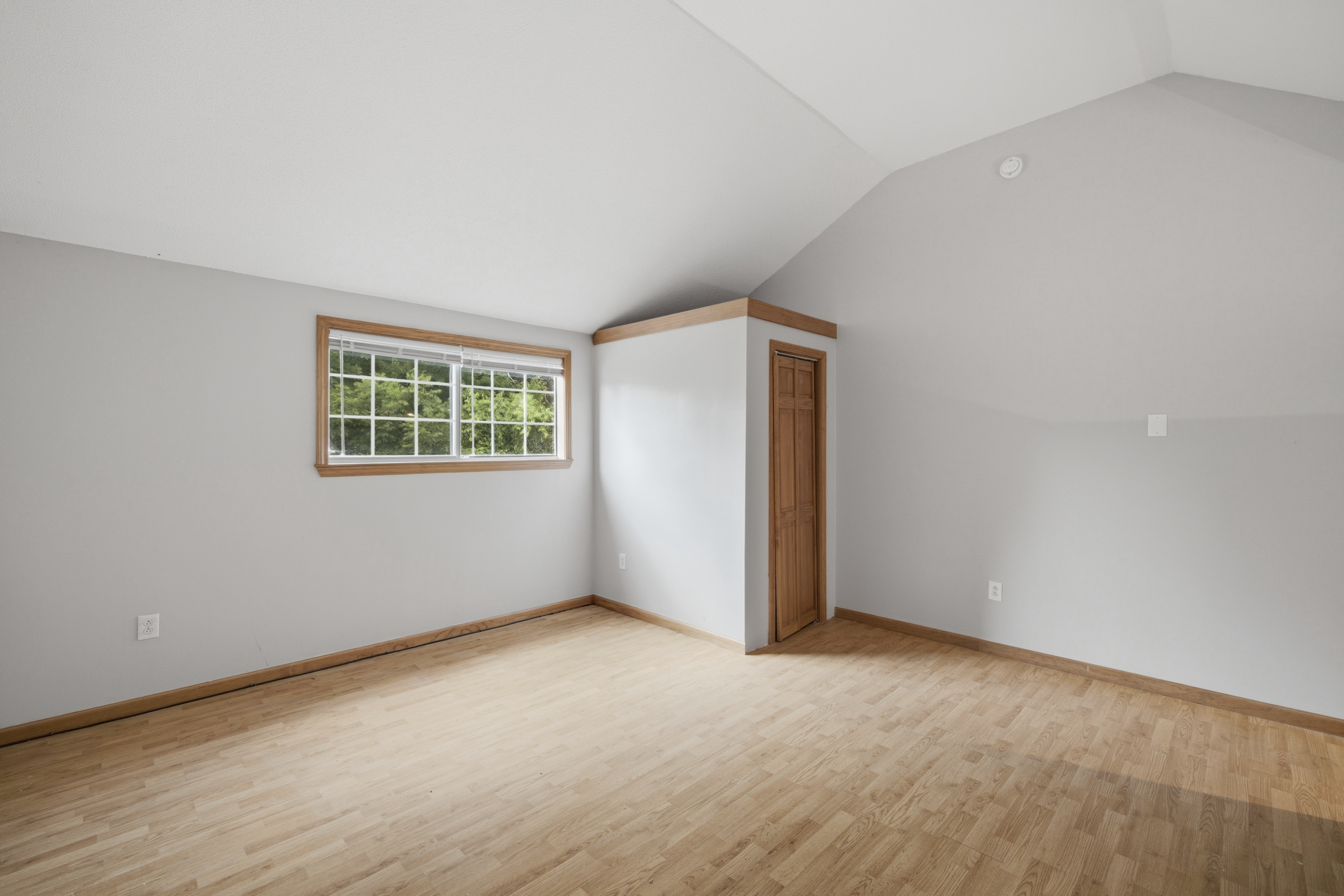  Your move-in ready Woodgate townhouse awaits - 物件實景