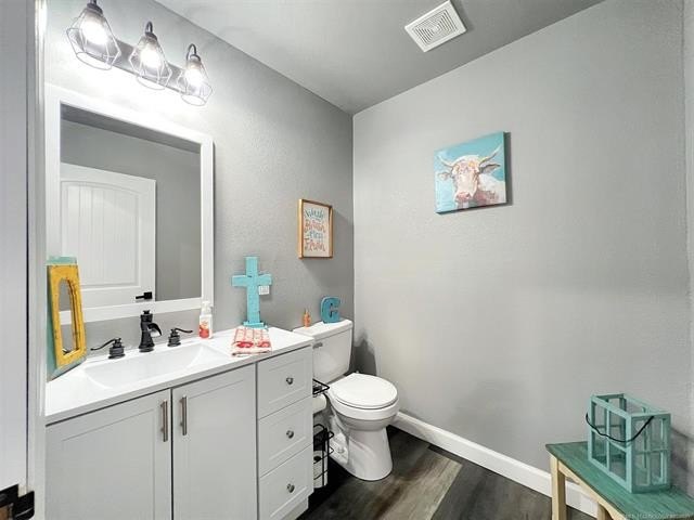 Tahlequah, Oklahoma, 74464, United States, 6 Bedrooms Bedrooms, ,4 BathroomsBathrooms,Residential,For Sale,1982576