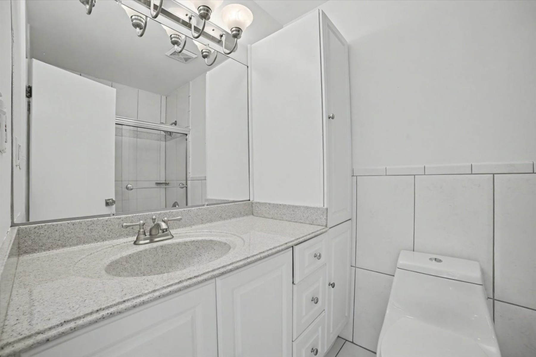  ?The Cedars? Bright and Spacious Townhome - 物件實景