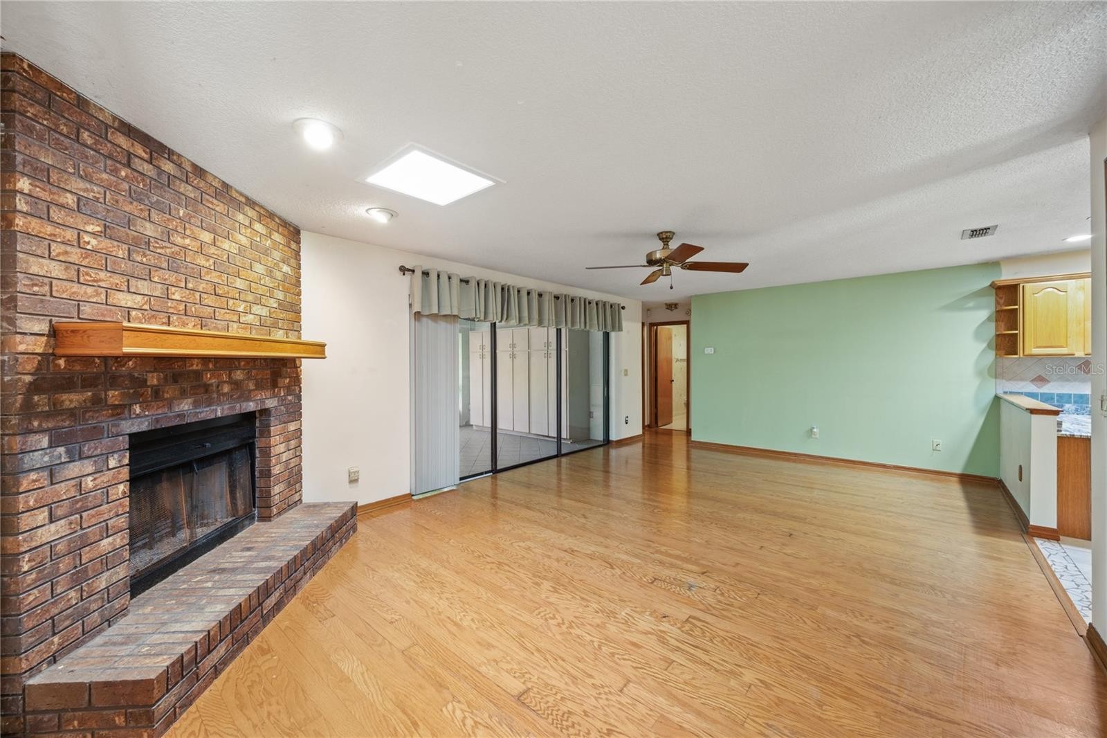SANFORD, Florida, 32771, United States, 3 Bedrooms Bedrooms, ,2 BathroomsBathrooms,Residential,For Sale,1924466