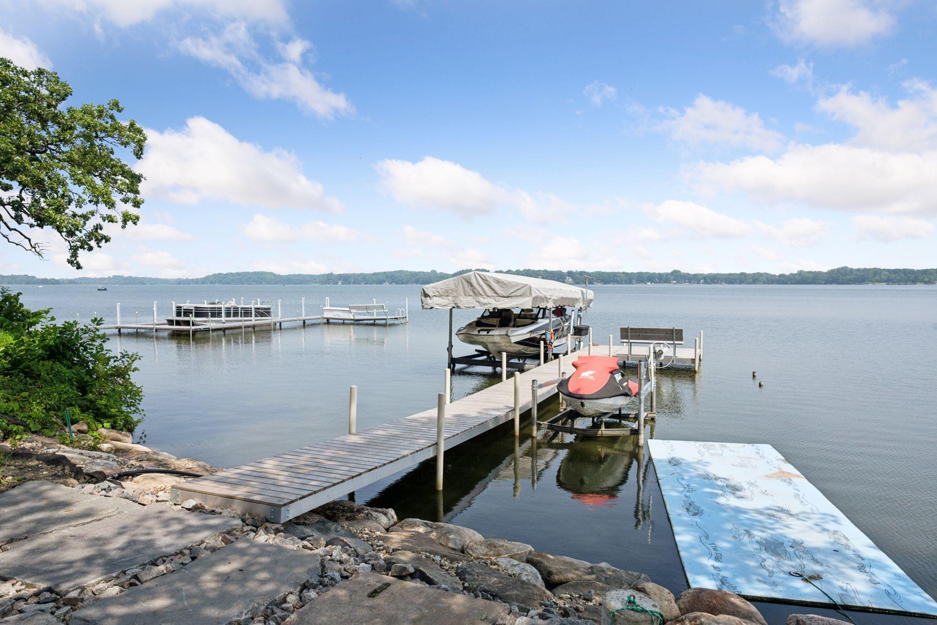 Independence, Minnesota, 55359, United States, 4 Bedrooms Bedrooms, ,4 BathroomsBathrooms,Residential,For Sale,1905991