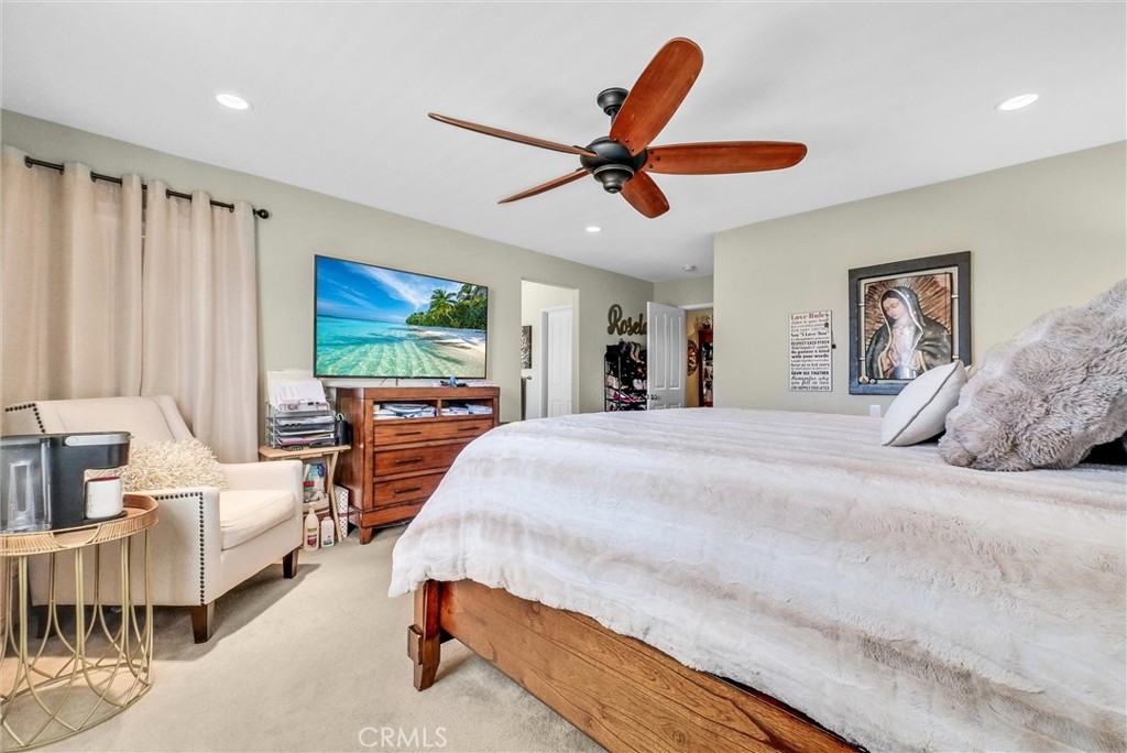 Lake Elsinore, California, 92530, United States, 3 Bedrooms Bedrooms, ,3 BathroomsBathrooms,Residential,For Sale,1880934