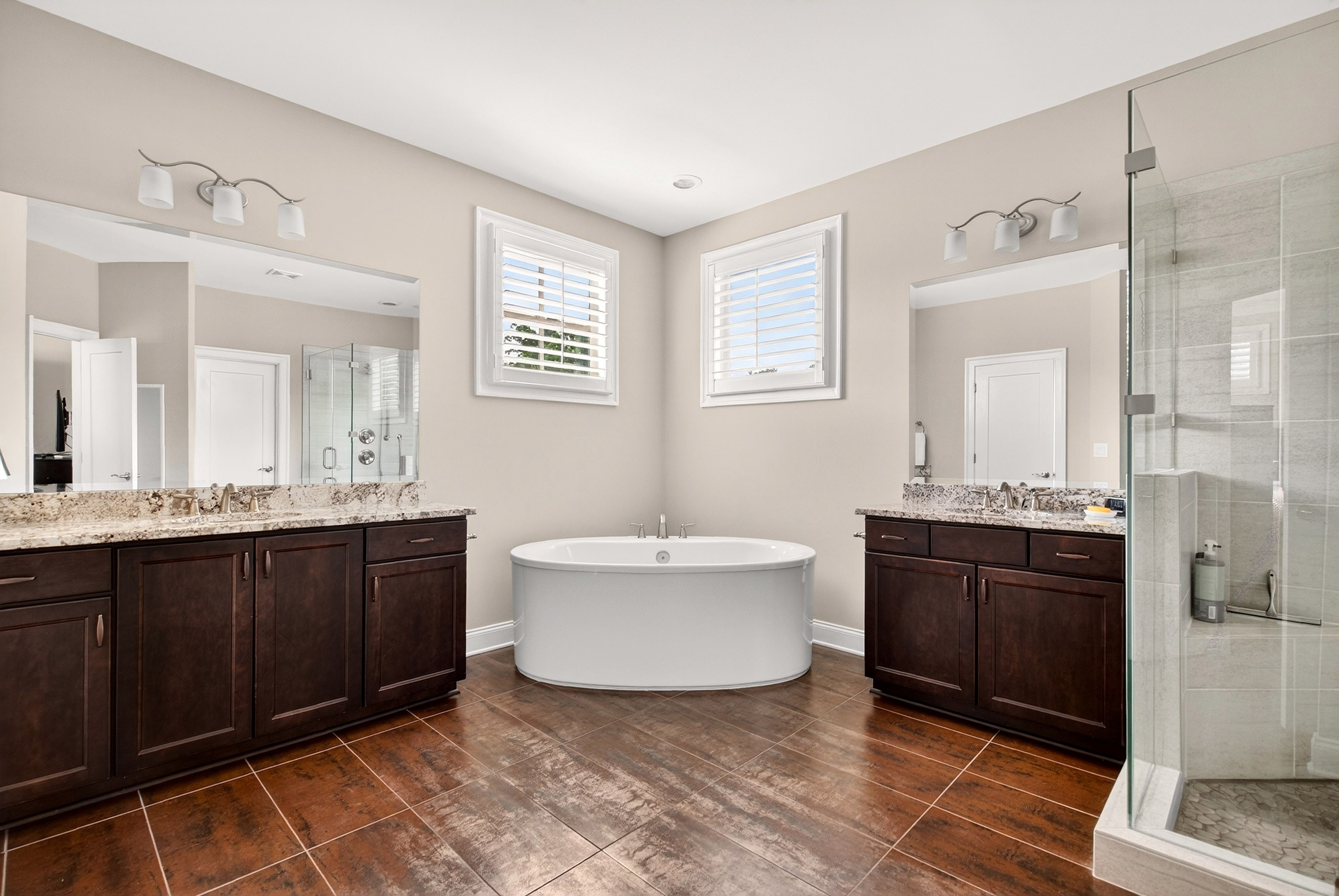  Effortless Elevated Living in the Heart of Sandy Springs - 物件實景