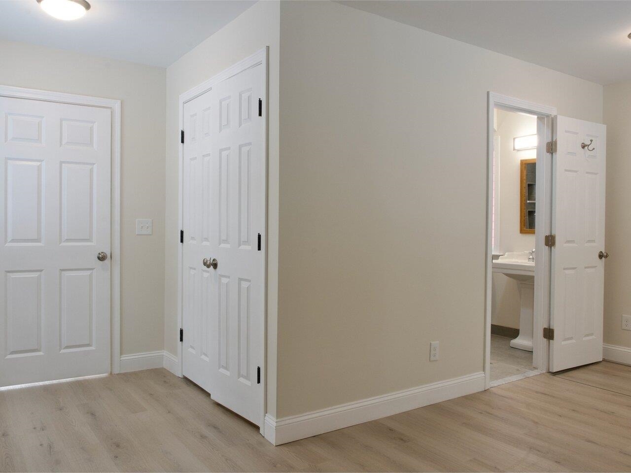 Williston, Vermont, 05495, United States, 2 Bedrooms Bedrooms, ,2 BathroomsBathrooms,Residential,For Sale,1723887